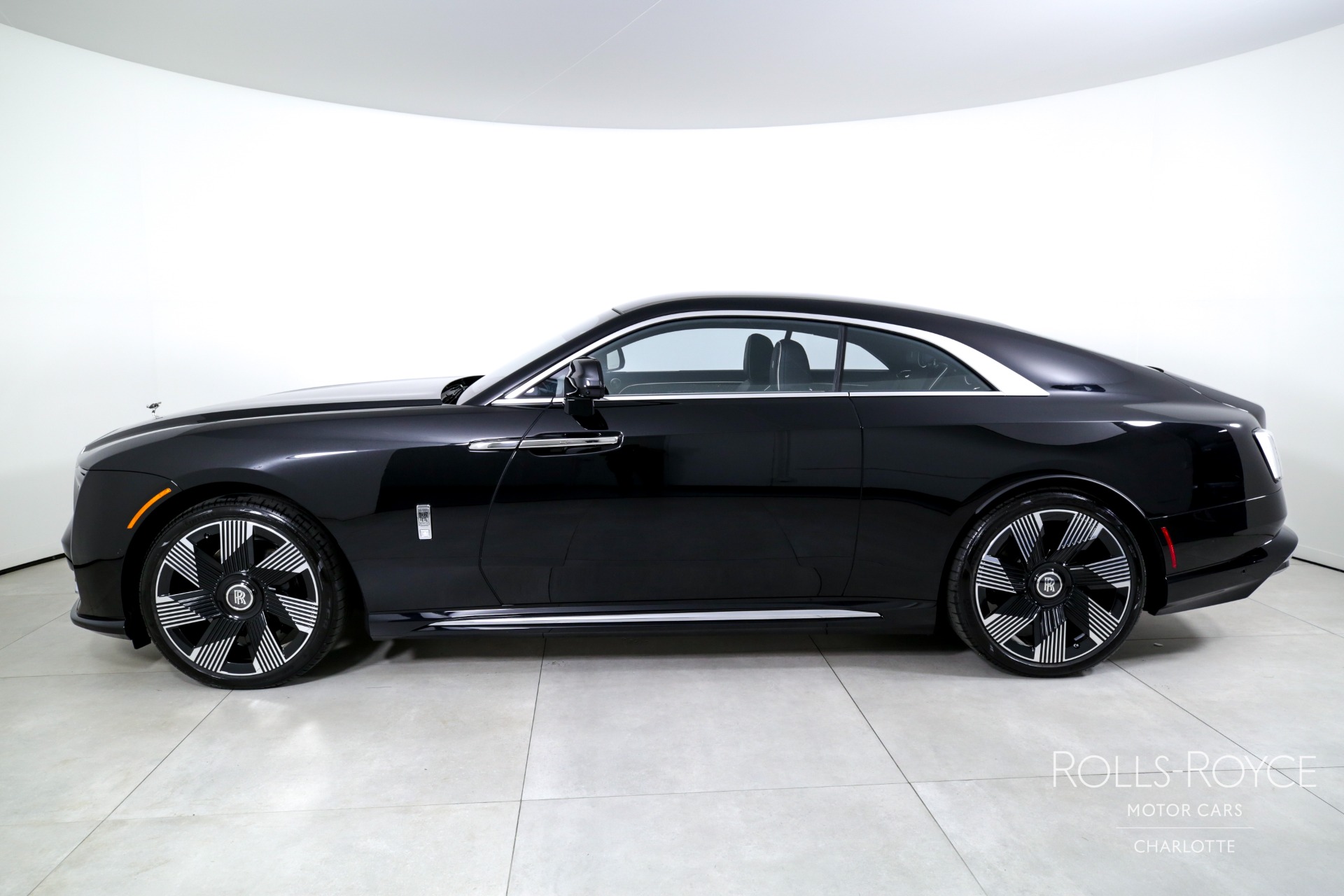 2024 Rolls Royce Spectre RR photo 3