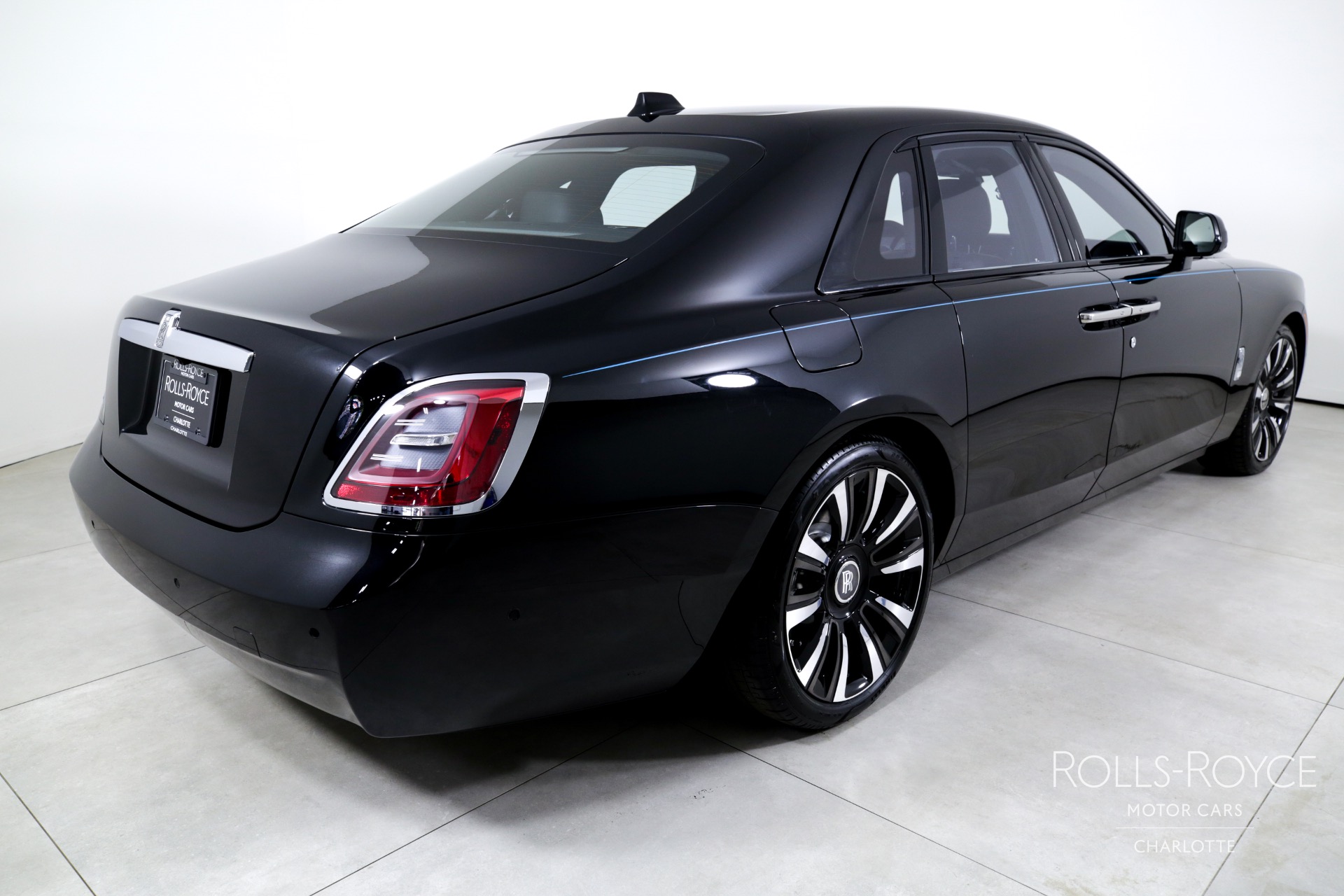 2024 Rolls Royce Ghost RR photo 2