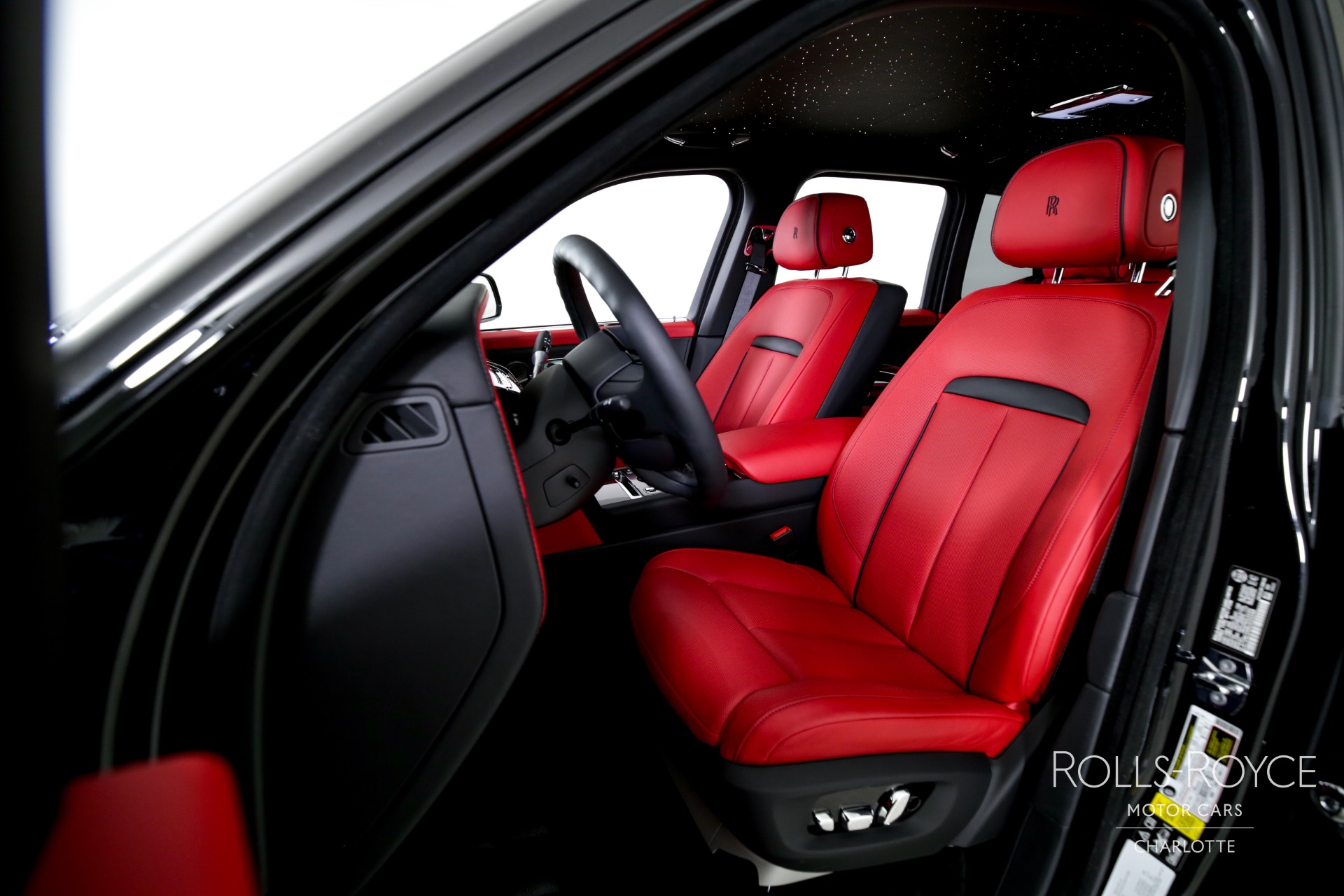 2024 Rolls Royce Cullinan Black Badge photo 12