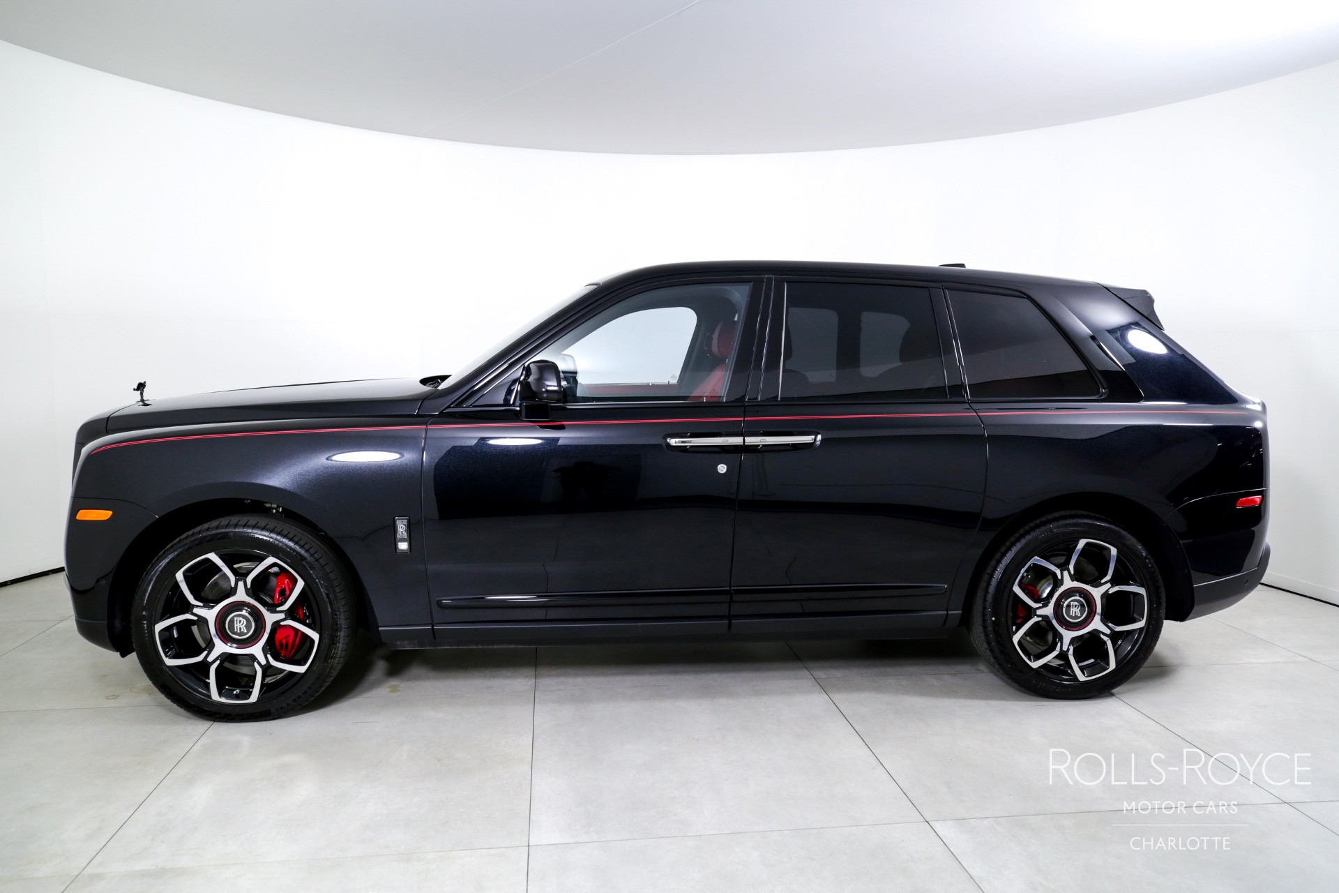 2024 Rolls Royce Cullinan Black Badge photo 3
