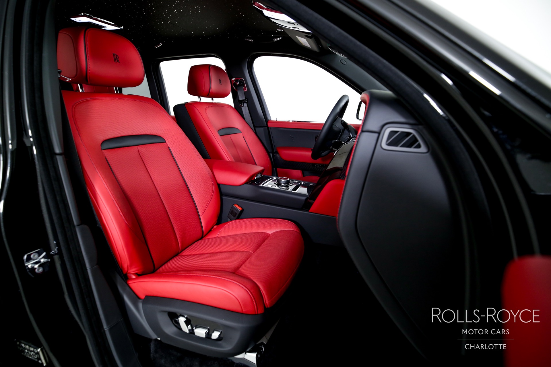 2024 Rolls Royce Cullinan Black Badge photo 30
