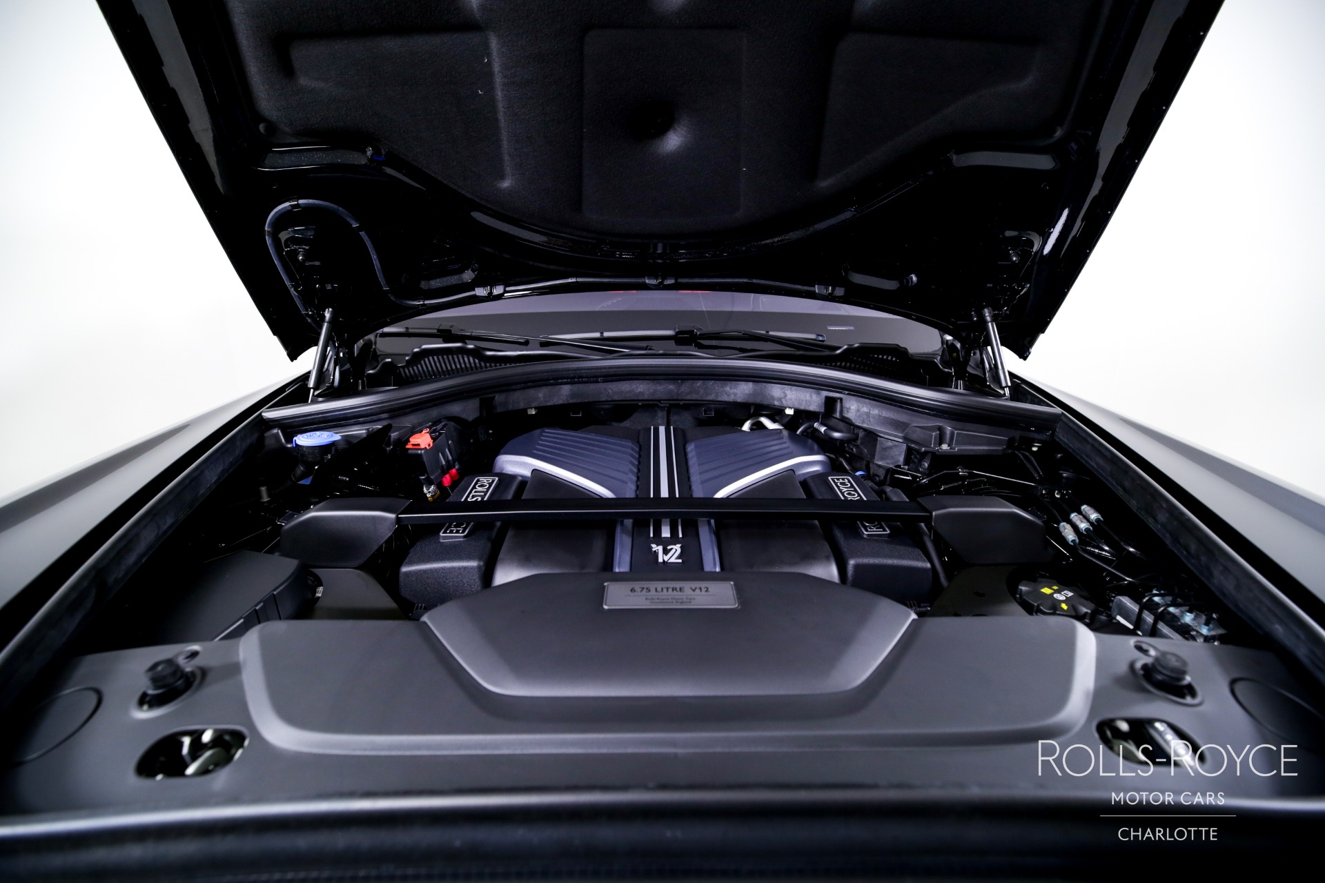 2024 Rolls Royce Cullinan Black Badge photo 32