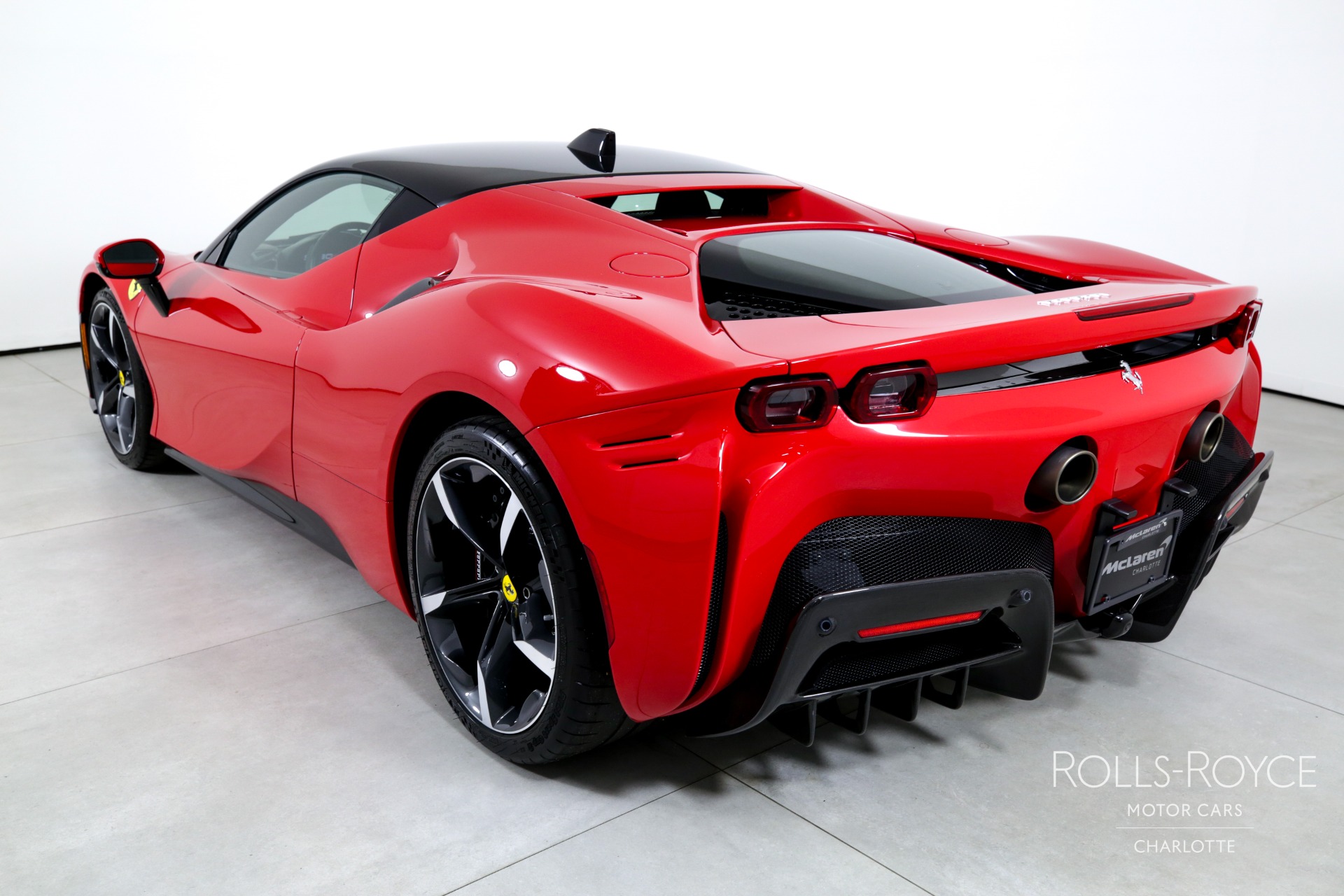 2021 Ferrari SF90 Stradale photo 6
