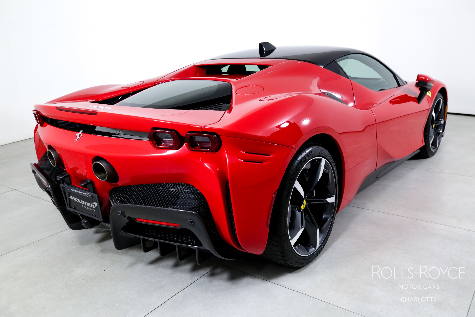 2021 Ferrari SF90 Stradale photo 8