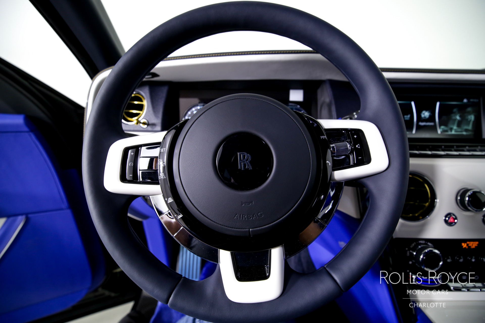 2024 Rolls Royce Cullinan Black Badge photo 13