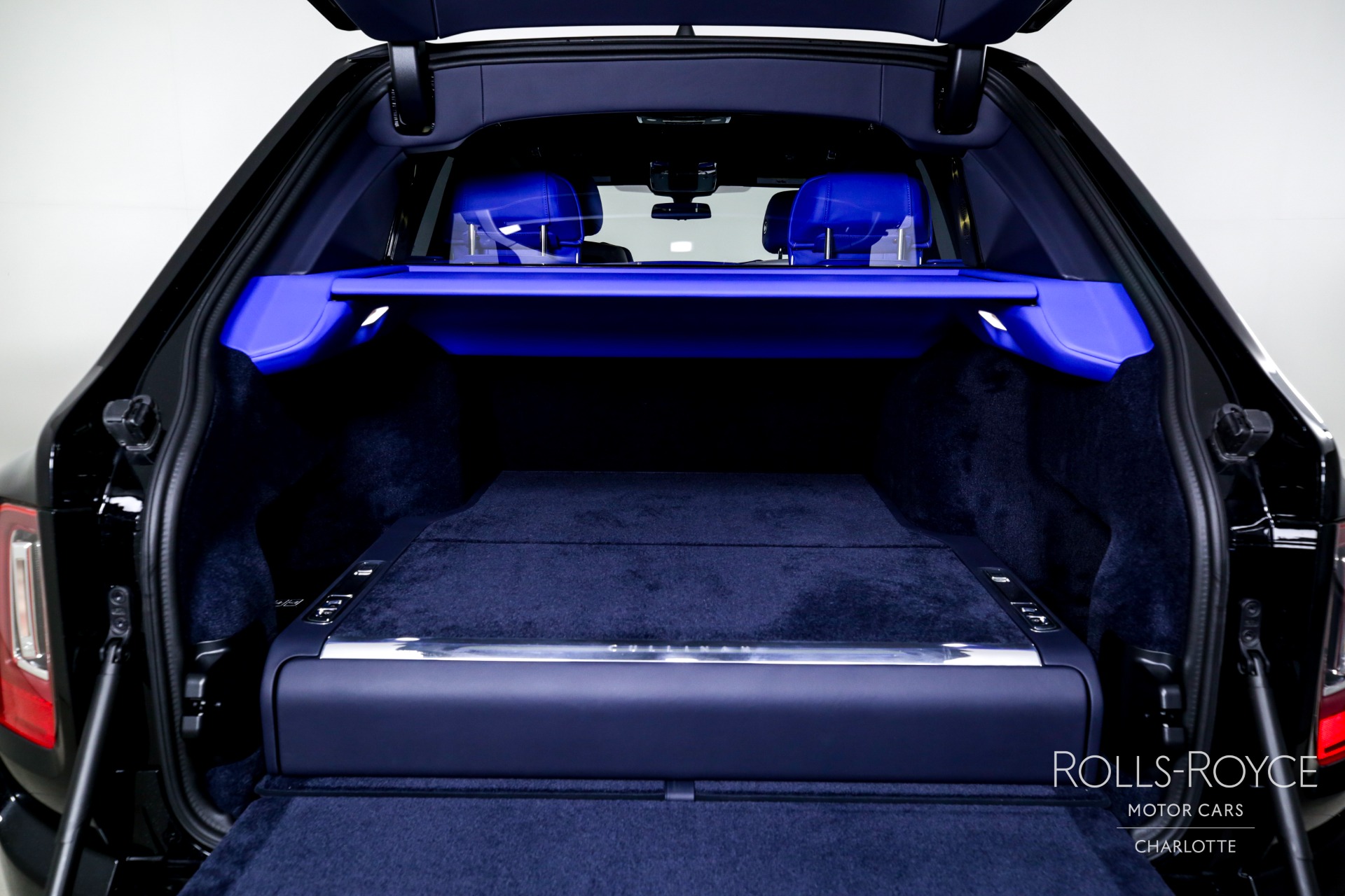 2024 Rolls Royce Cullinan Black Badge photo 21
