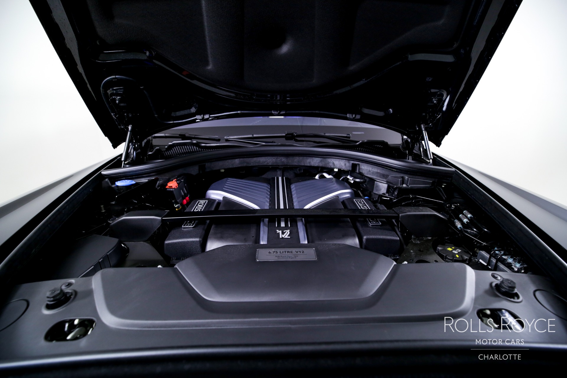 2024 Rolls Royce Cullinan Black Badge photo 30