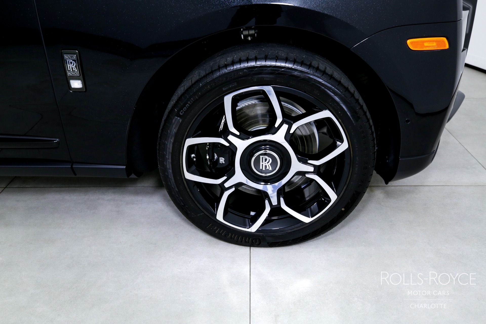 2024 Rolls Royce Cullinan Black Badge photo 32