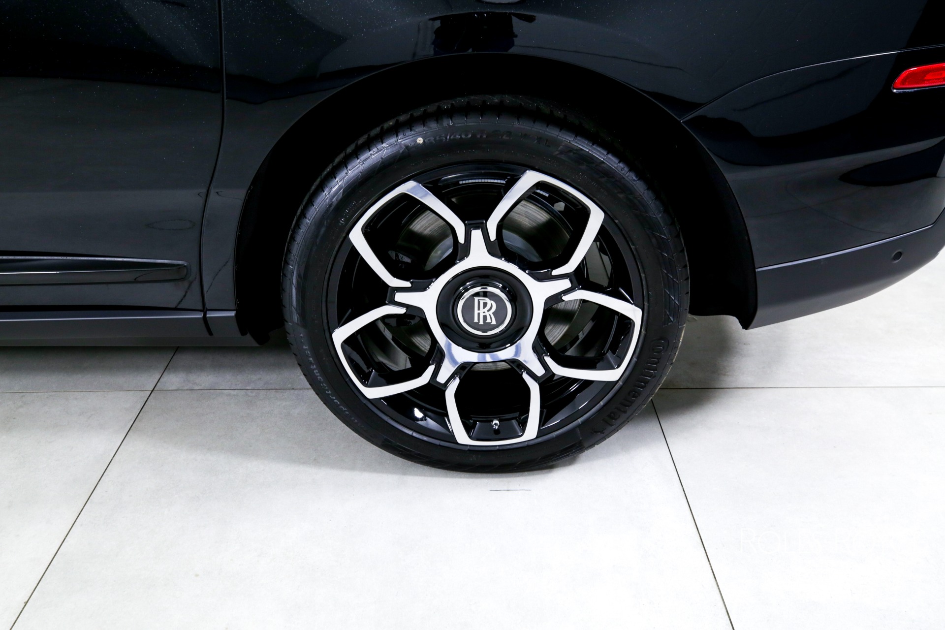 2024 Rolls Royce Cullinan Black Badge photo 34