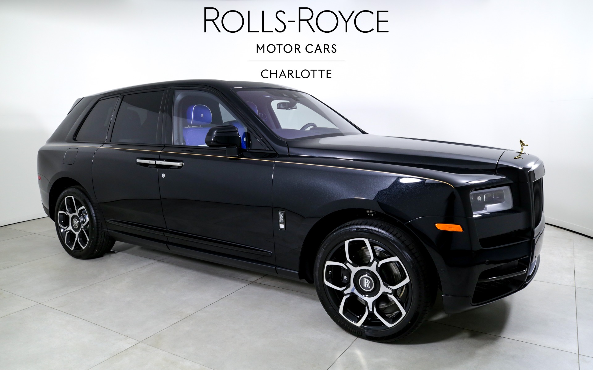2024 Rolls Royce Cullinan Black Badge photo 4