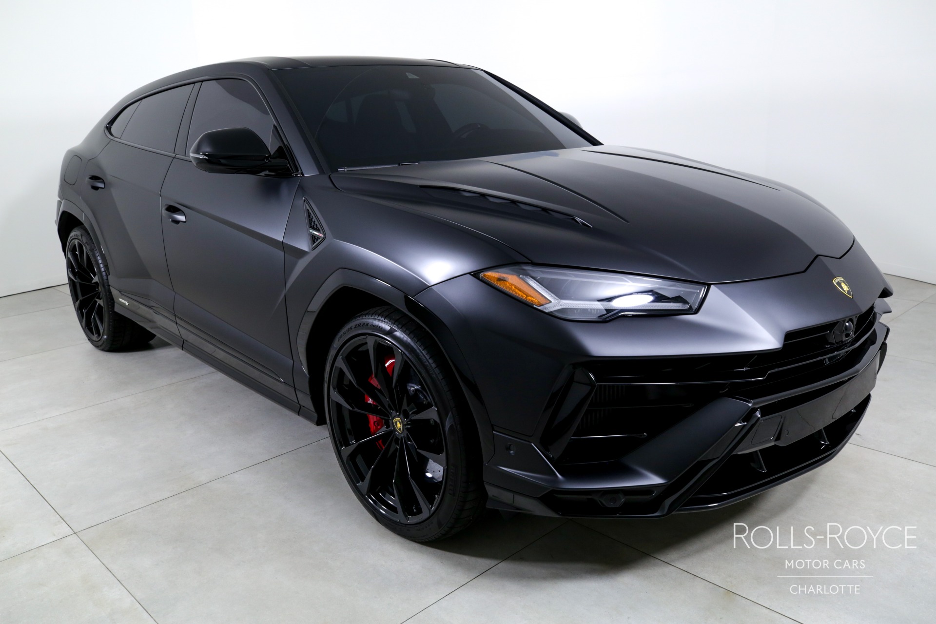 2024 Lamborghini Urus S photo 3
