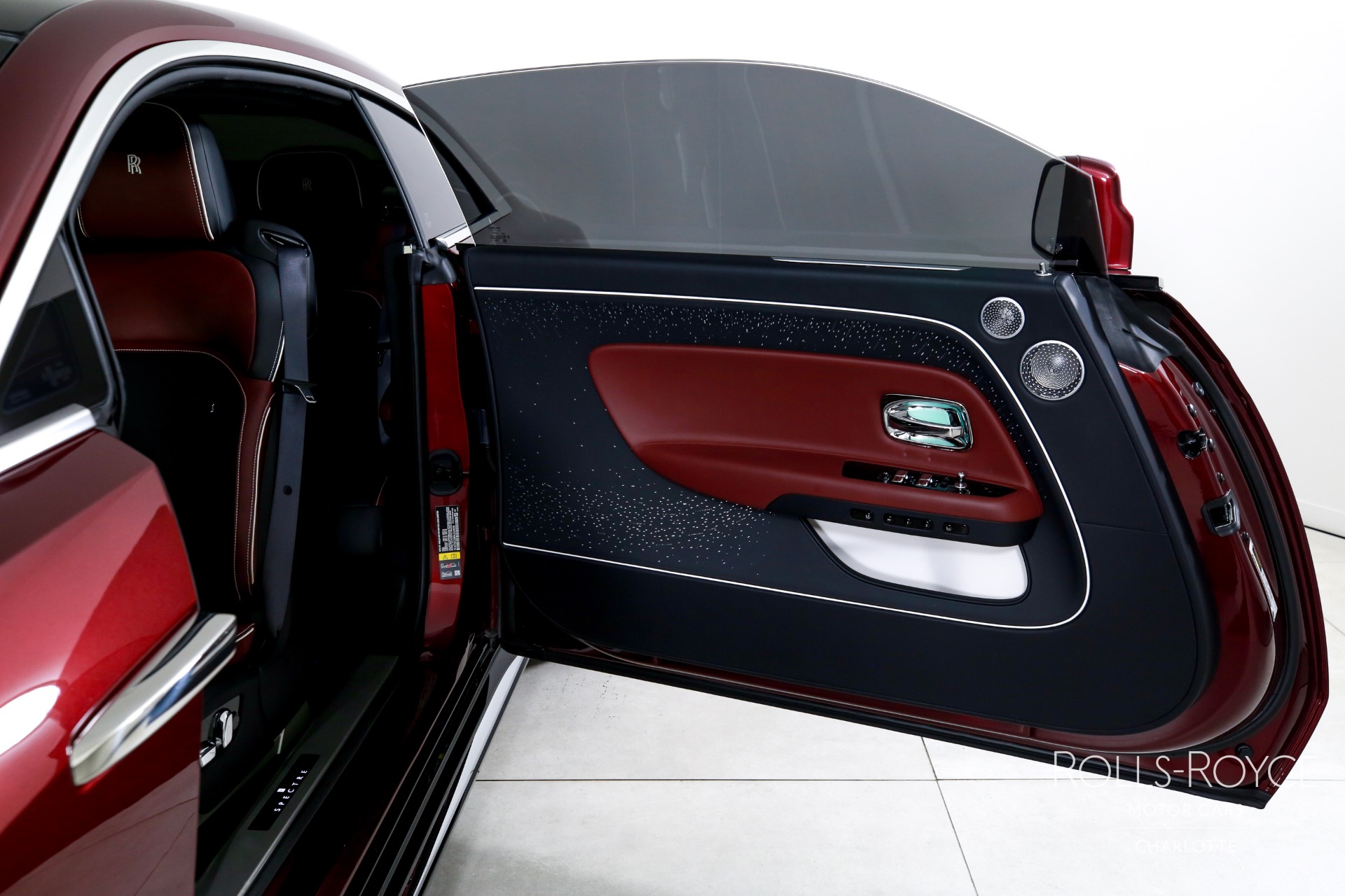 2024 Rolls Royce Spectre RR photo 11