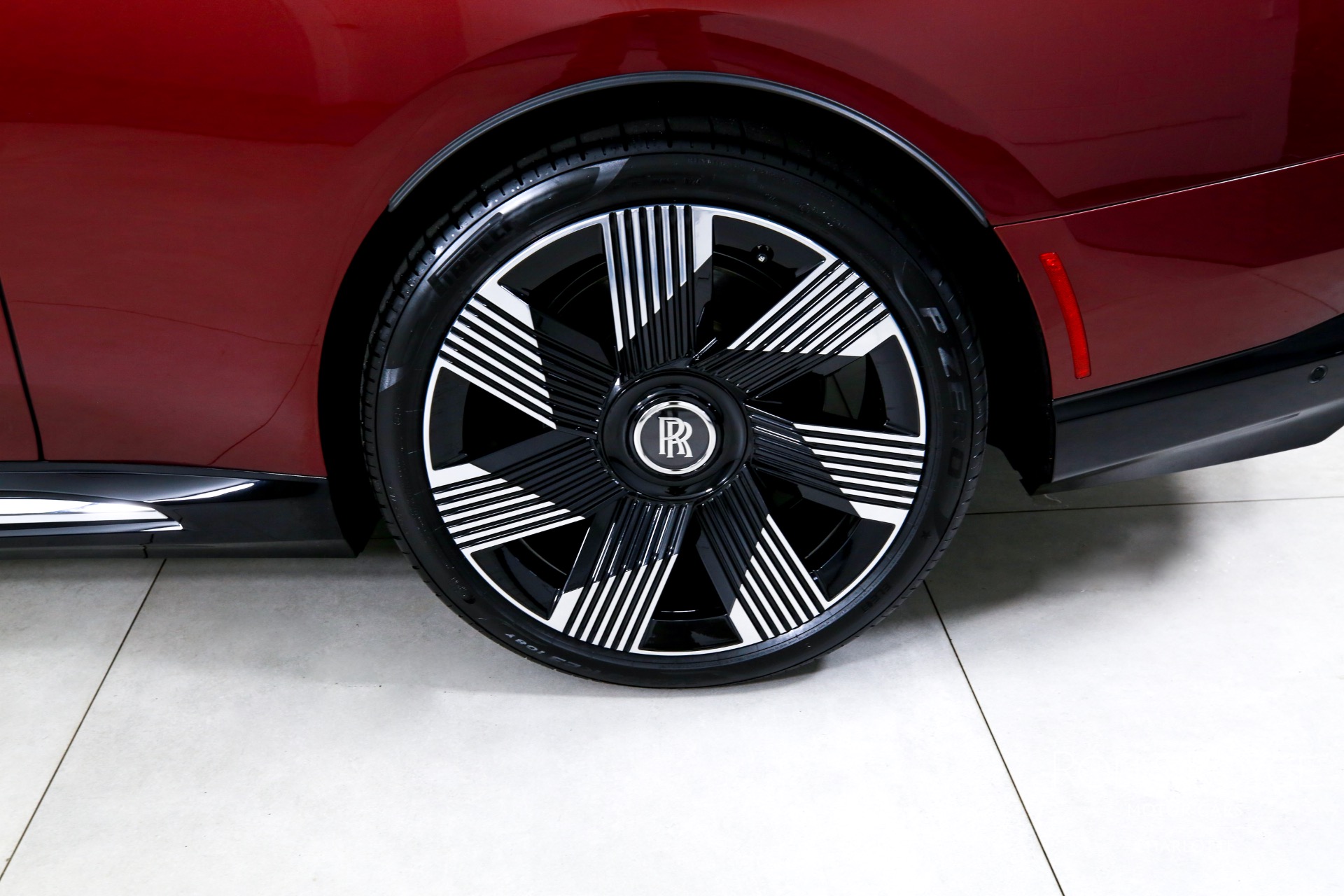 2024 Rolls Royce Spectre RR photo 35