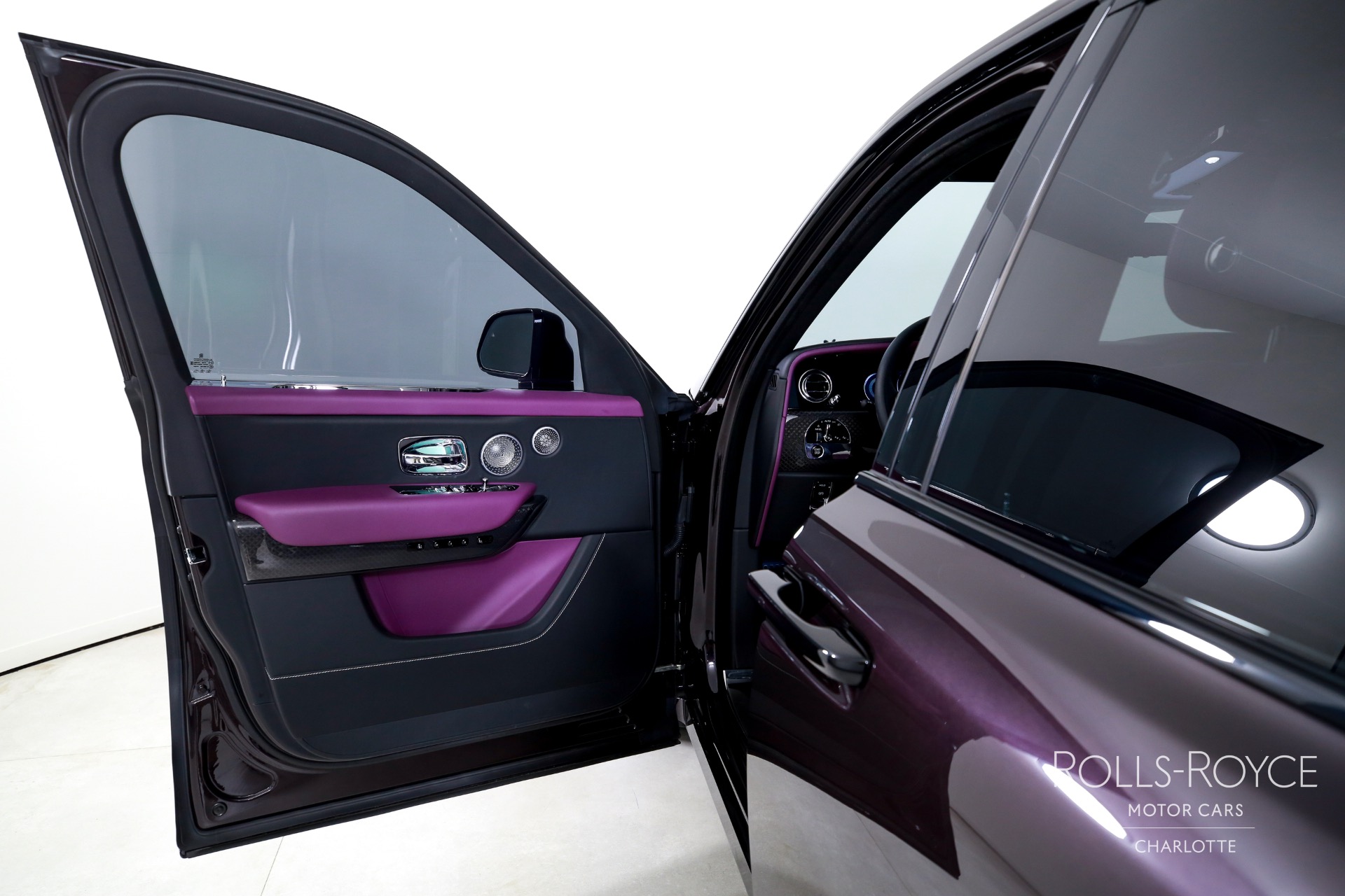 2025 Rolls Royce Cullinan Black Badge photo 11