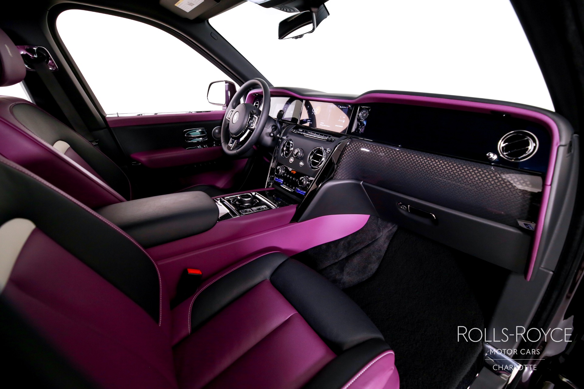 2025 Rolls Royce Cullinan Black Badge photo 28