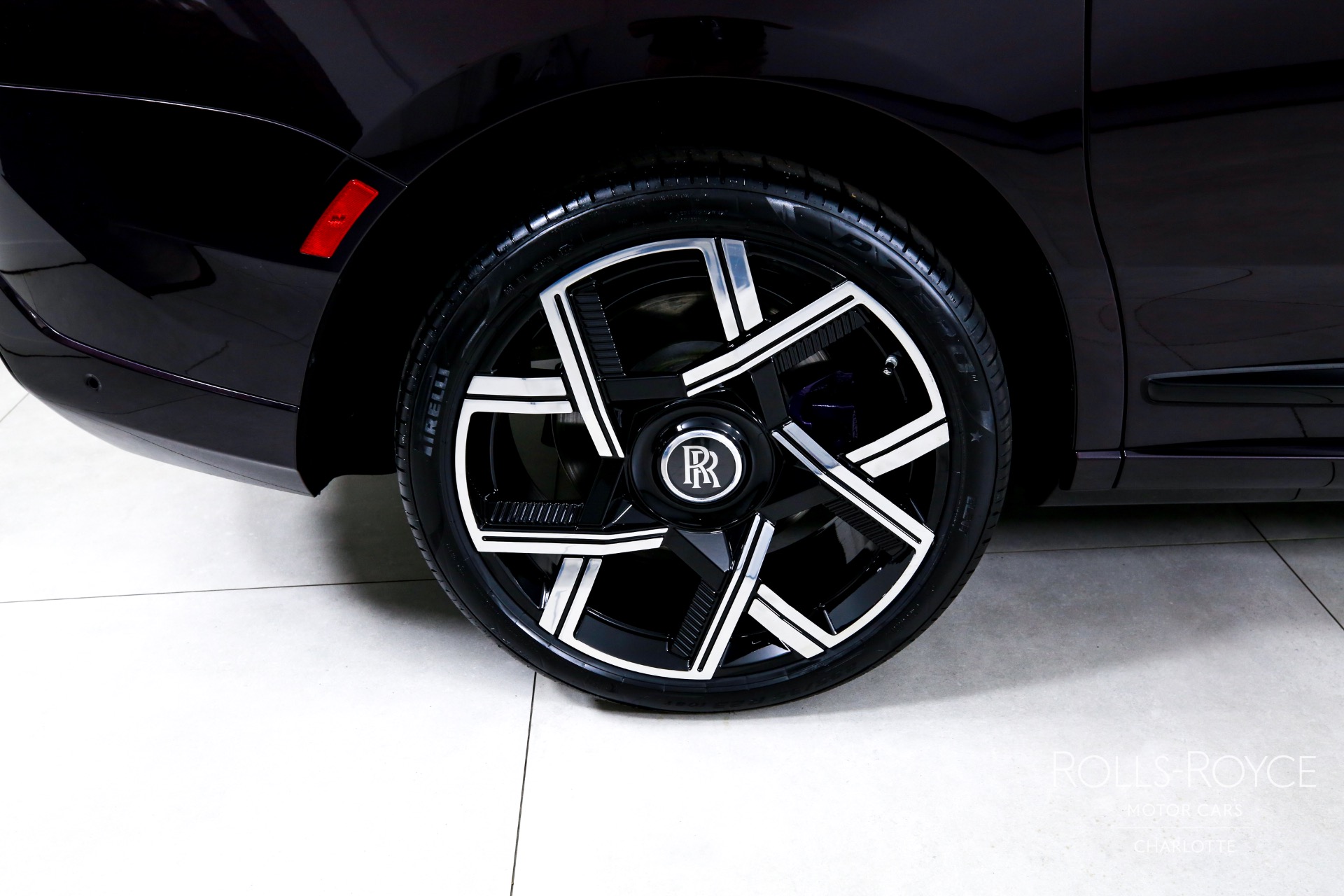 2025 Rolls Royce Cullinan Black Badge photo 31