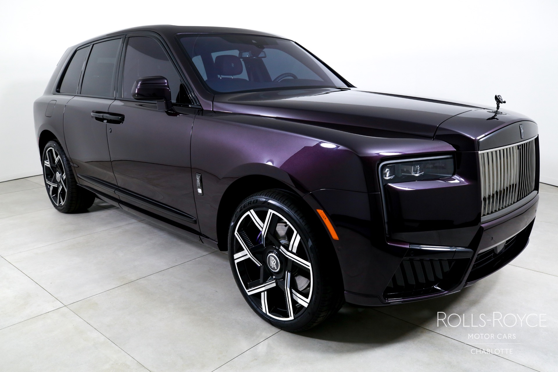 2025 Rolls Royce Cullinan Black Badge photo 6