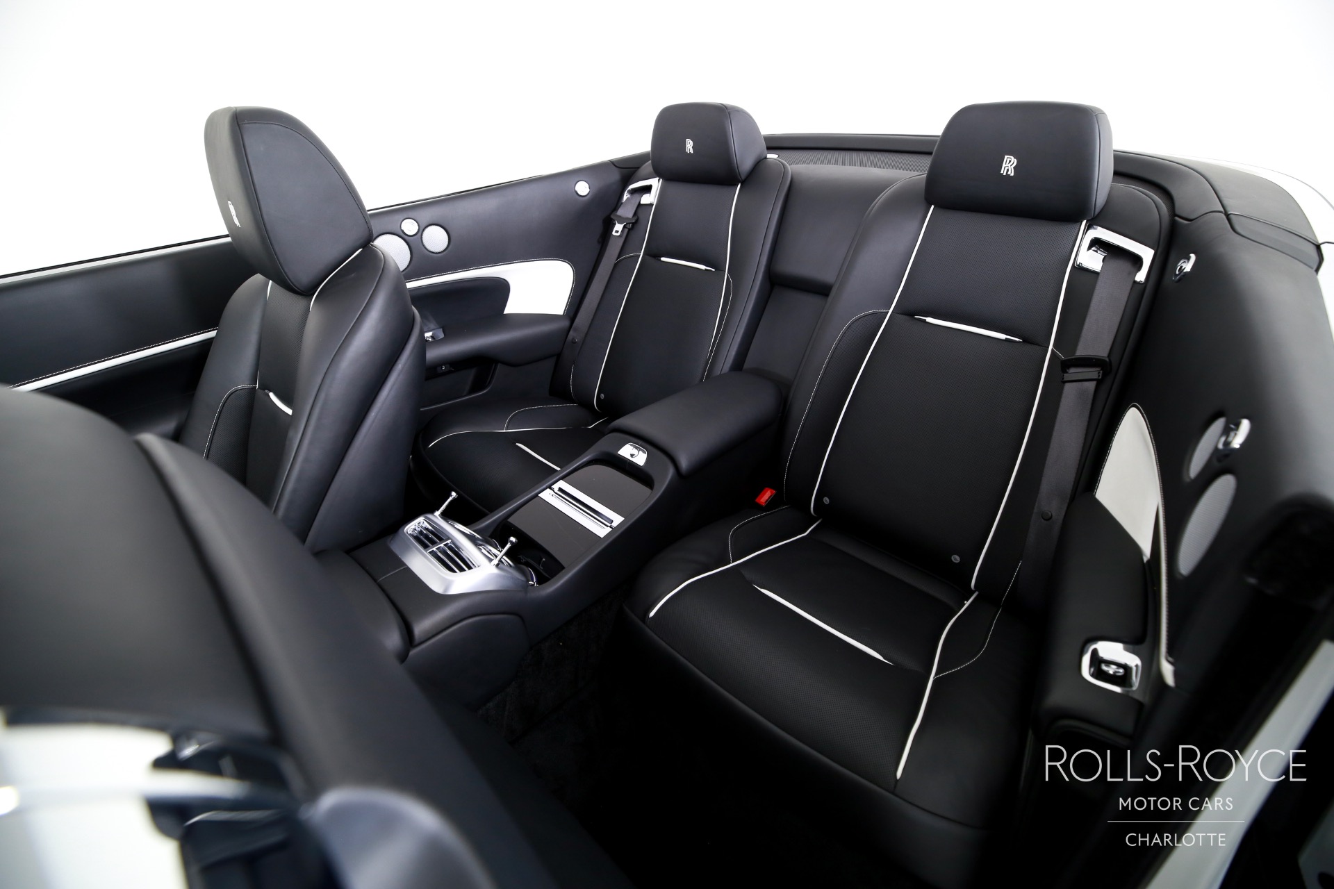 2018 Rolls Royce Dawn photo 18