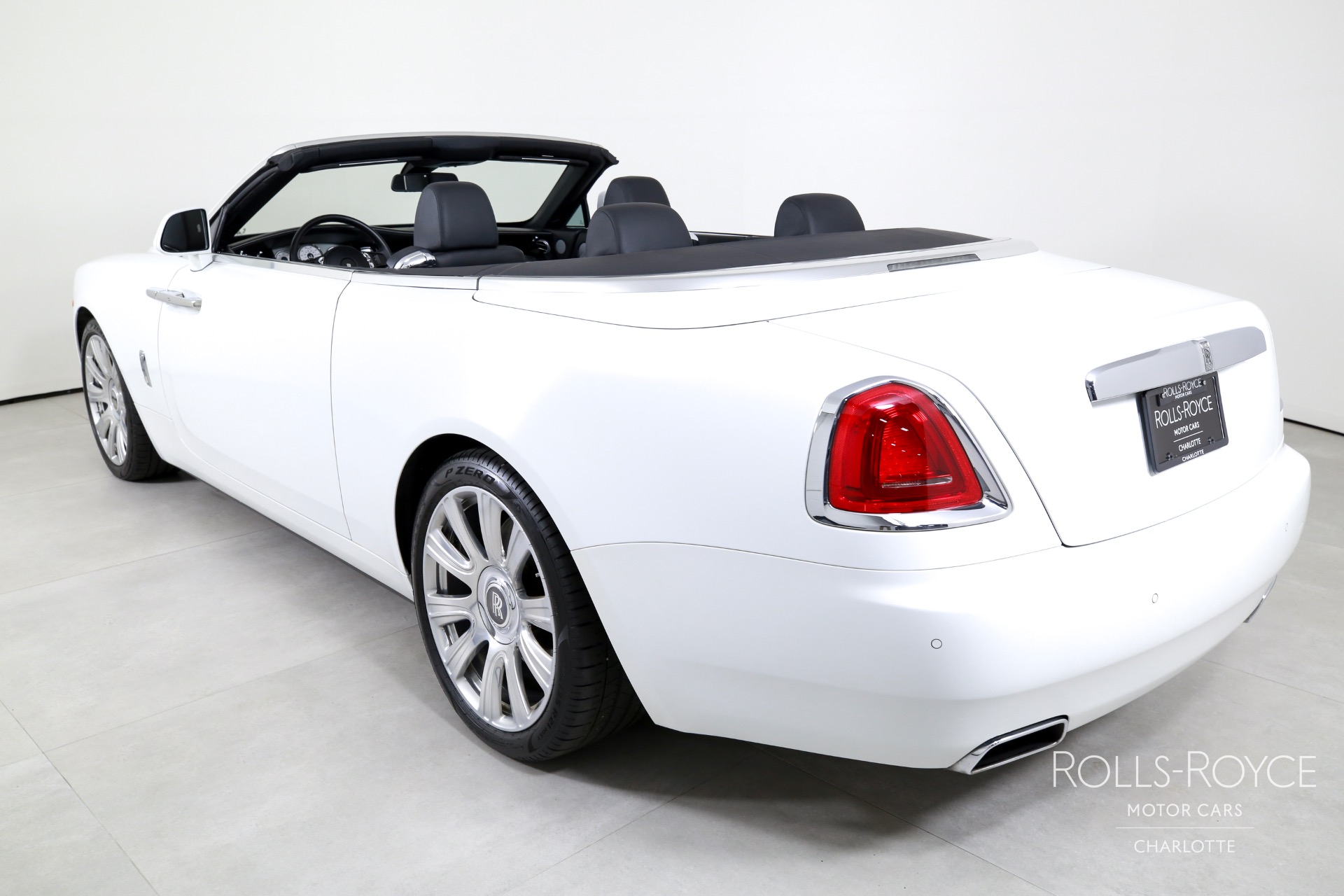 2018 Rolls Royce Dawn photo 8