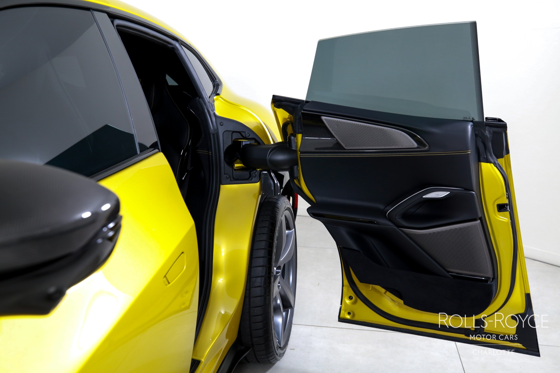 2024 Ferrari Purosangue photo 13