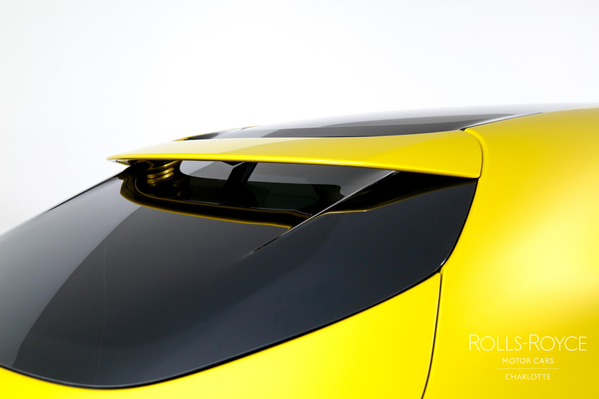 2024 Ferrari Purosangue photo 19