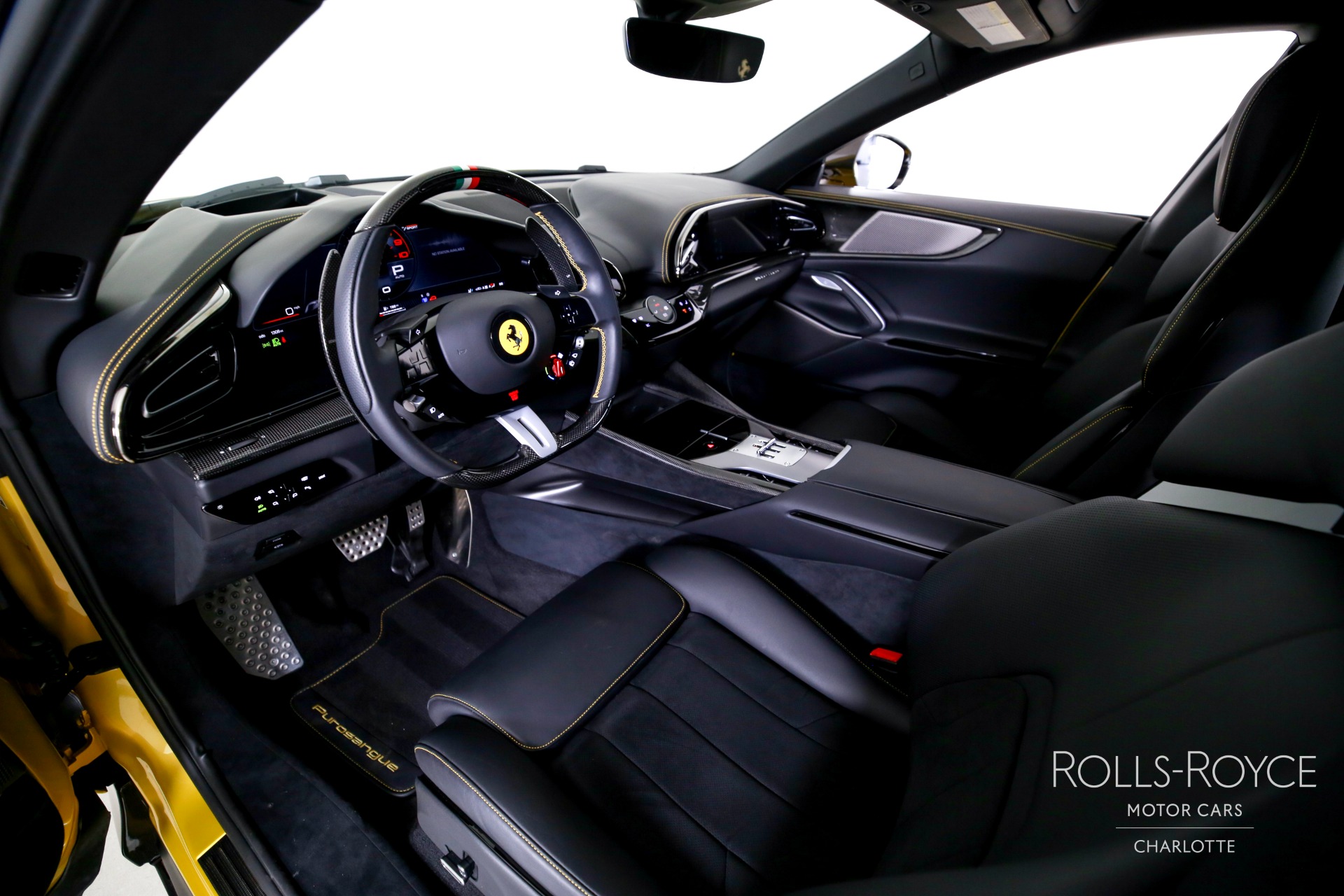 2024 Ferrari Purosangue photo 32