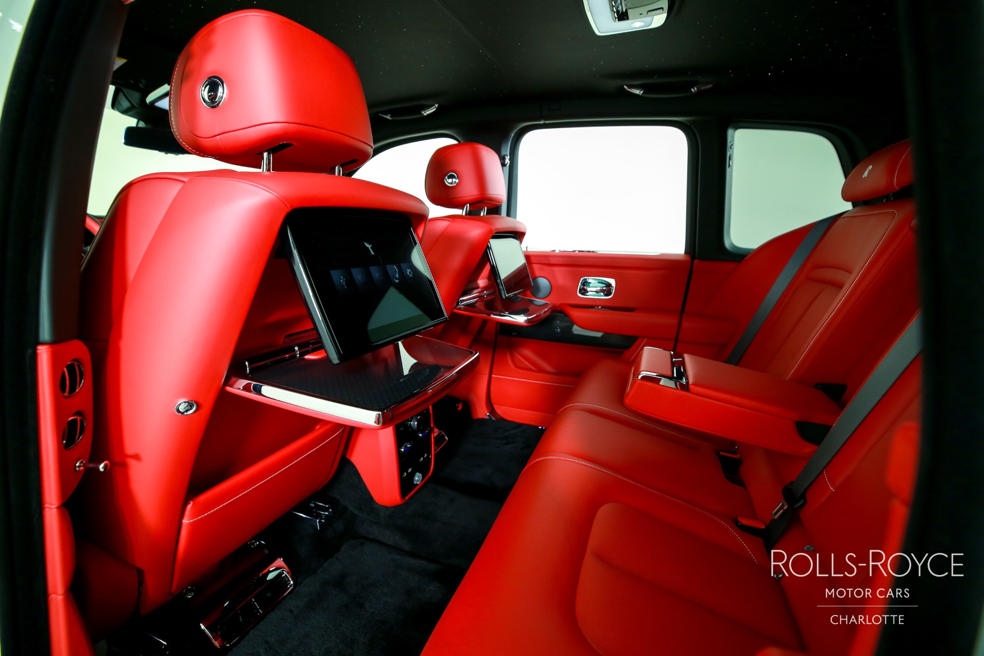 2025 Rolls Royce Cullinan Black Badge photo 17