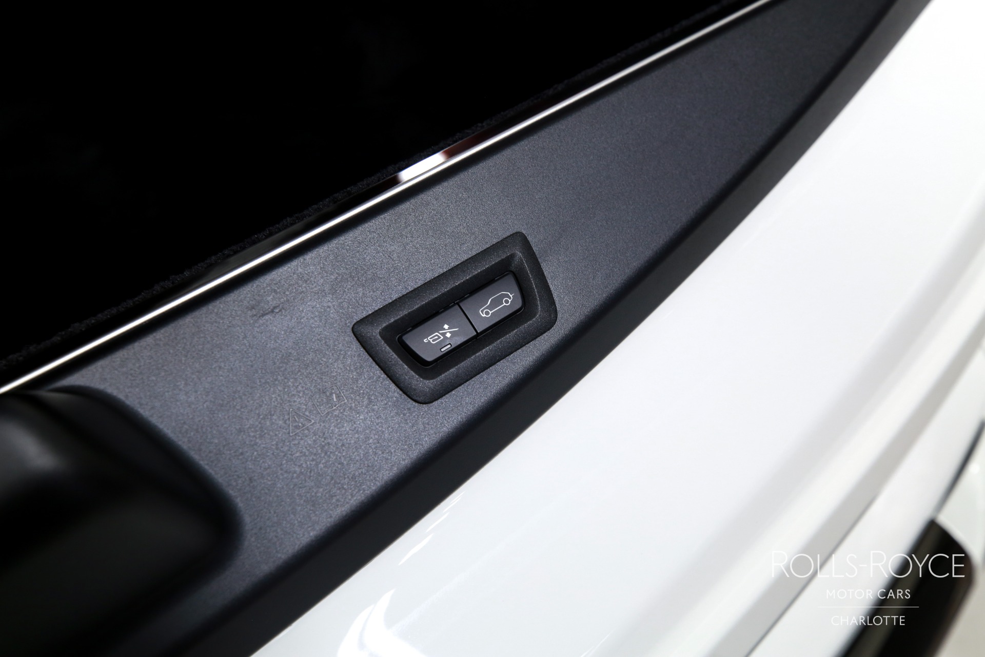 2025 Rolls Royce Cullinan Black Badge photo 24