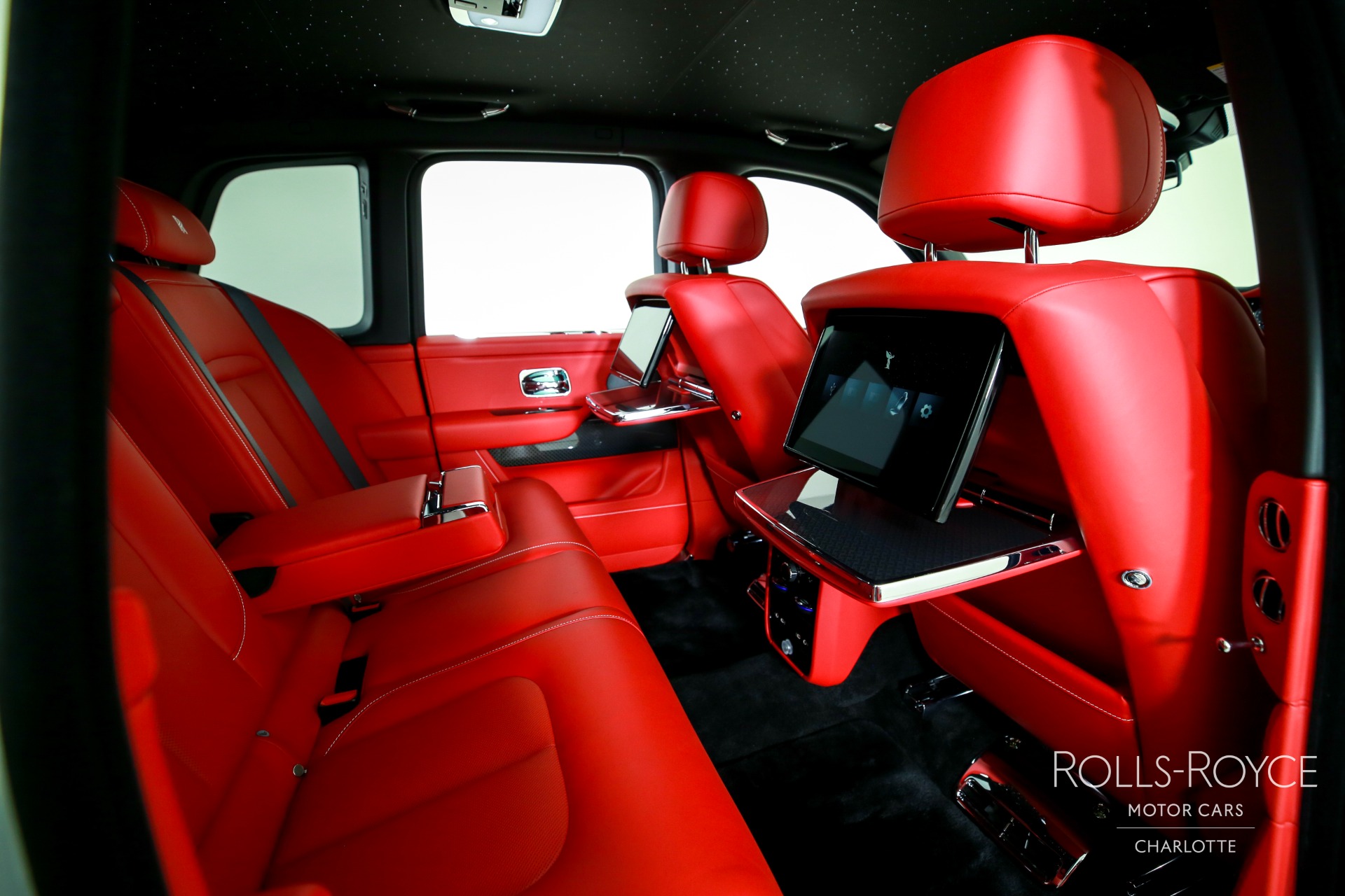 2025 Rolls Royce Cullinan Black Badge photo 27