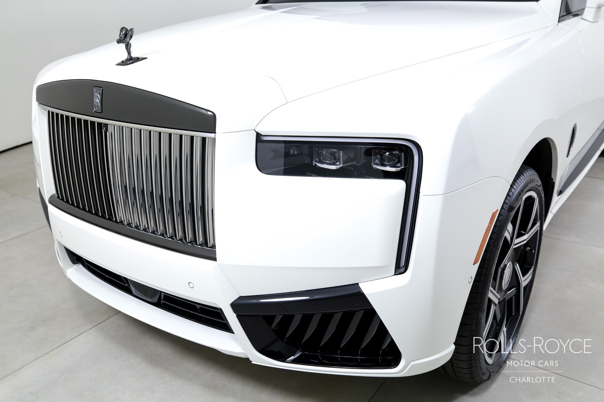 2025 Rolls Royce Cullinan Black Badge photo 36