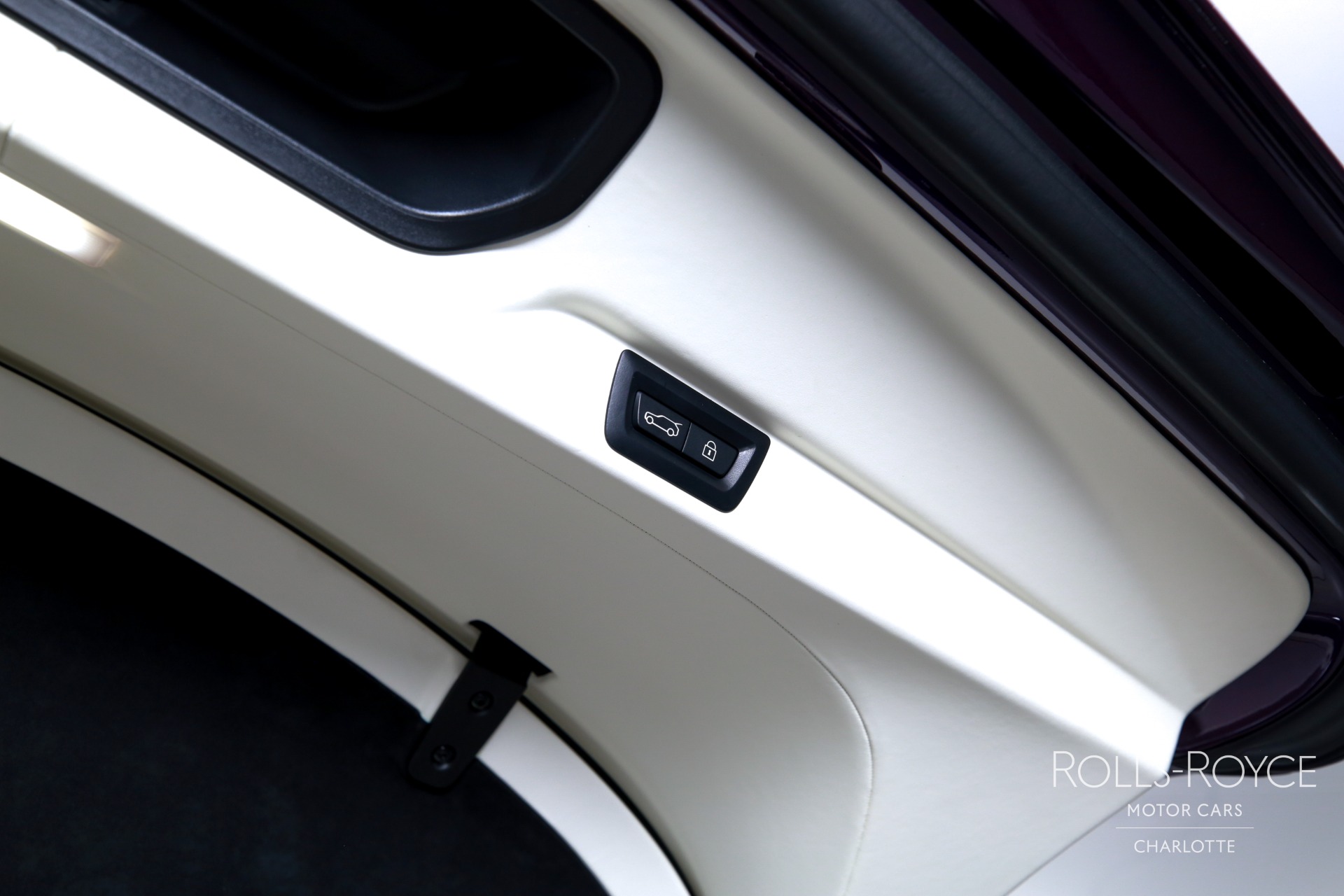 2025 Rolls Royce Cullinan RR photo 23