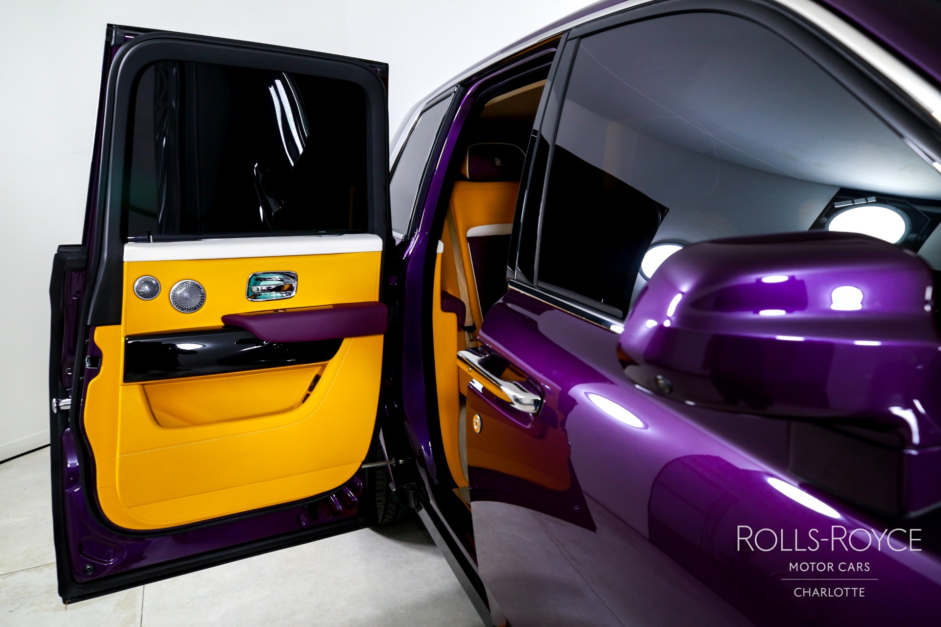 2025 Rolls Royce Cullinan RR photo 24