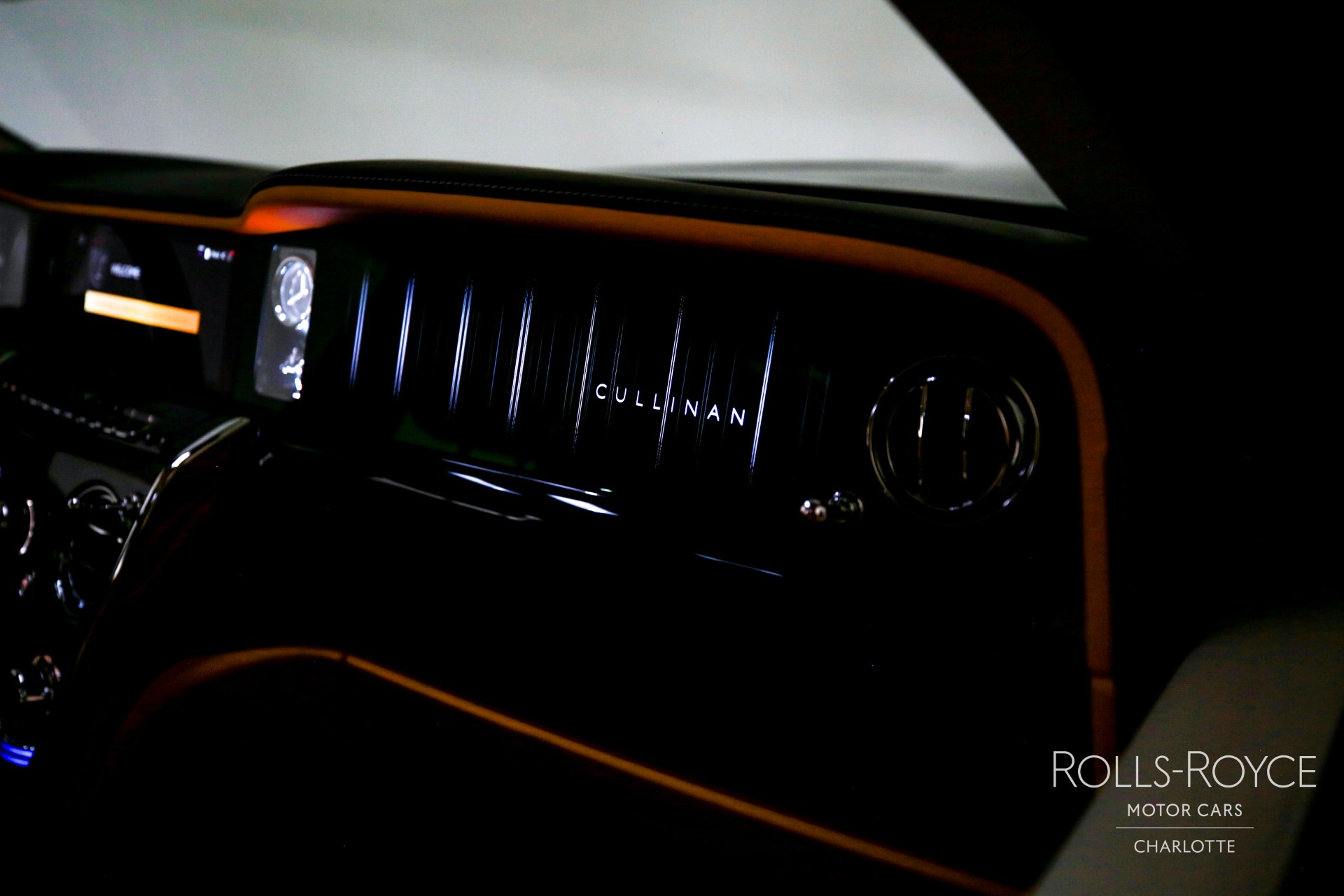 2025 Rolls Royce Cullinan RR photo 30