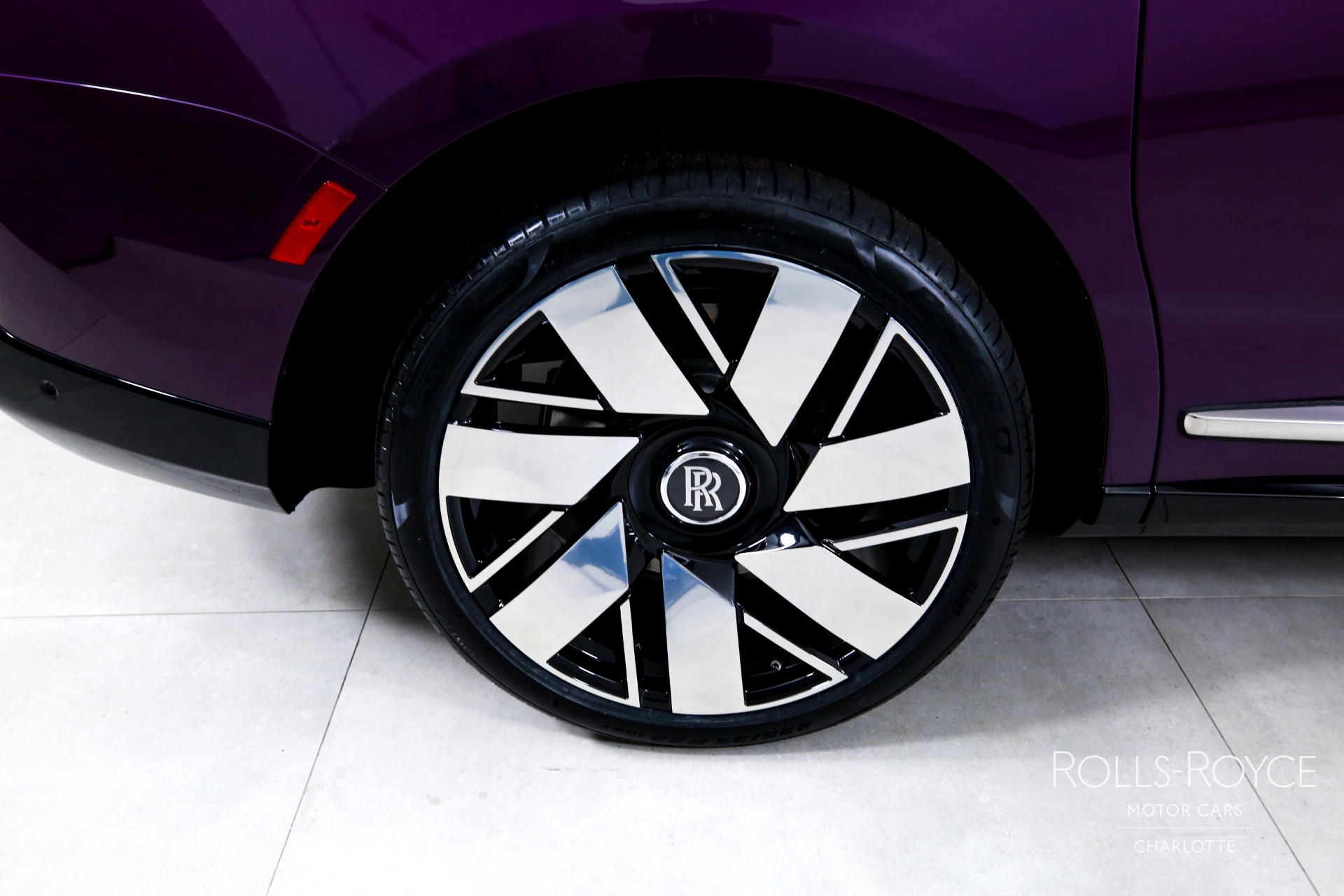 2025 Rolls Royce Cullinan RR photo 33