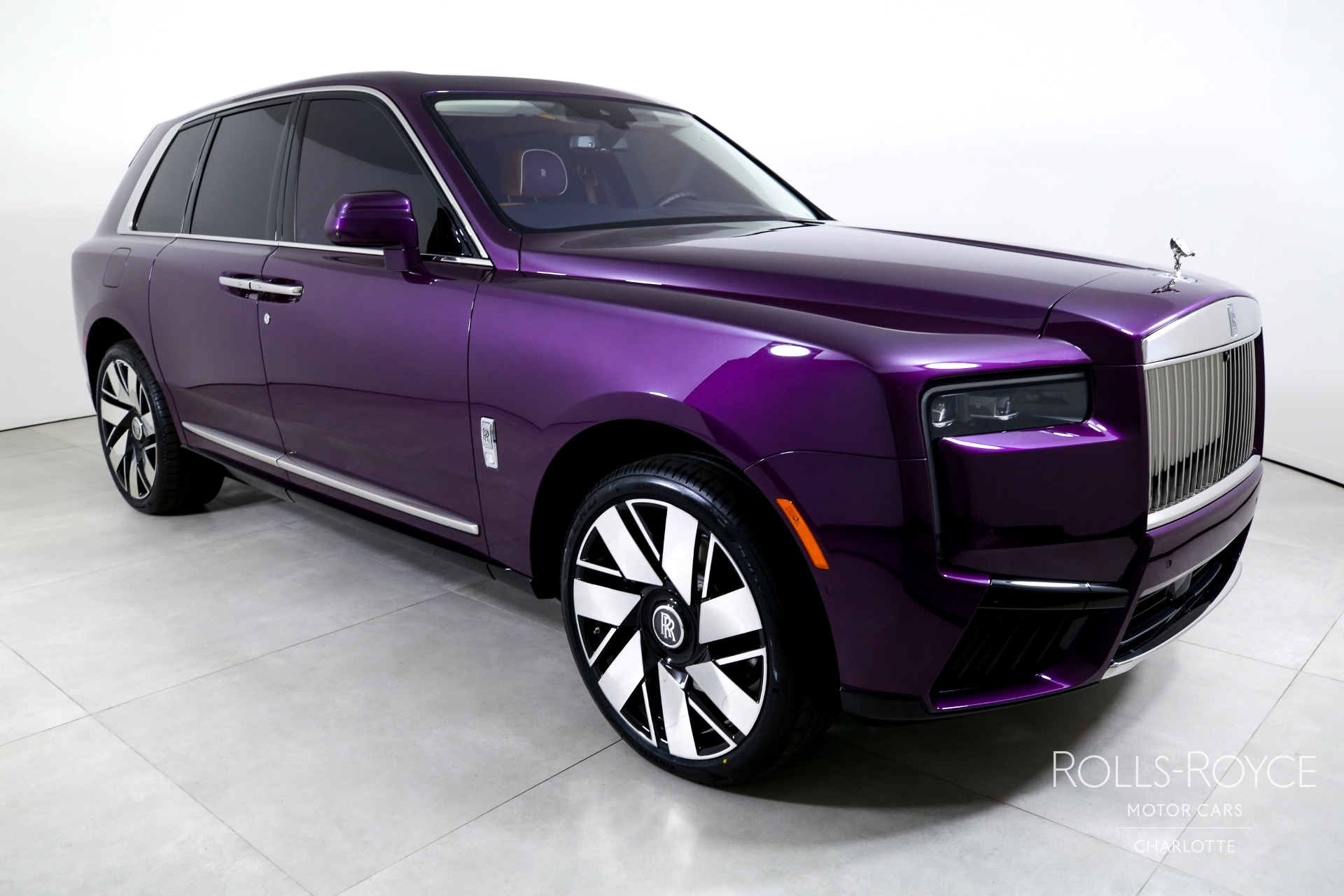 2025 Rolls Royce Cullinan RR photo 6
