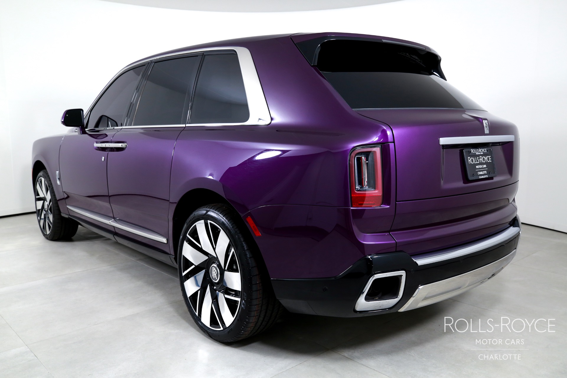 2025 Rolls Royce Cullinan RR photo 8