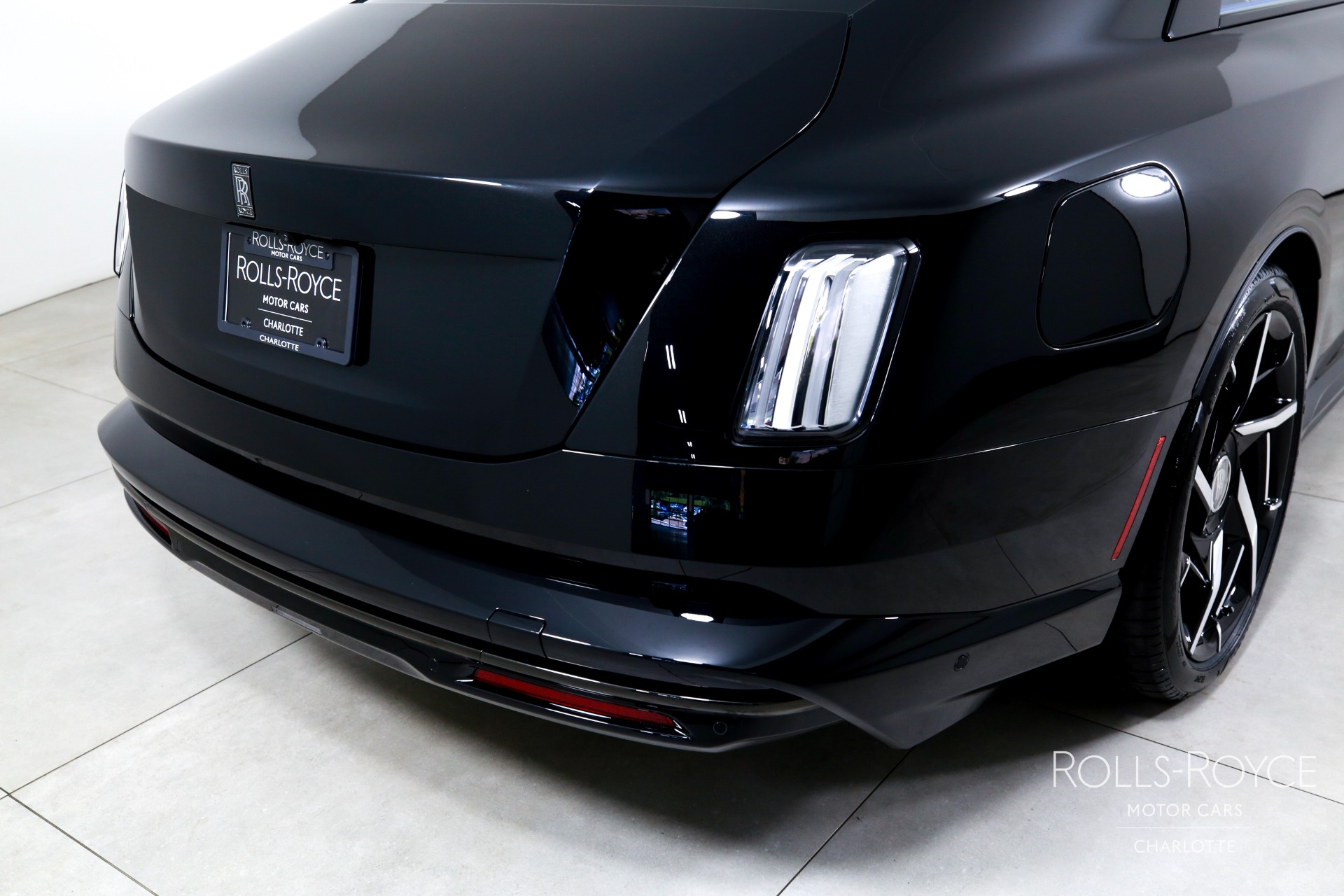 2025 Rolls Royce Spectre Black Badge Spectre photo 16