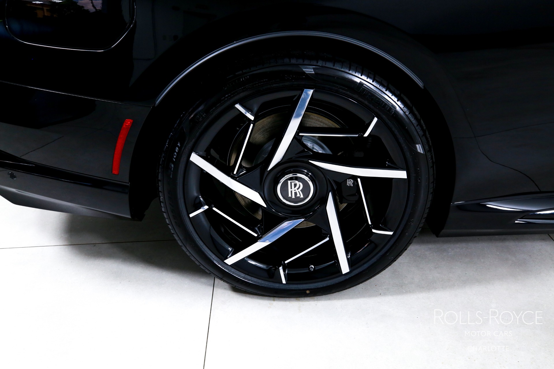 2025 Rolls Royce Spectre Black Badge Spectre photo 21