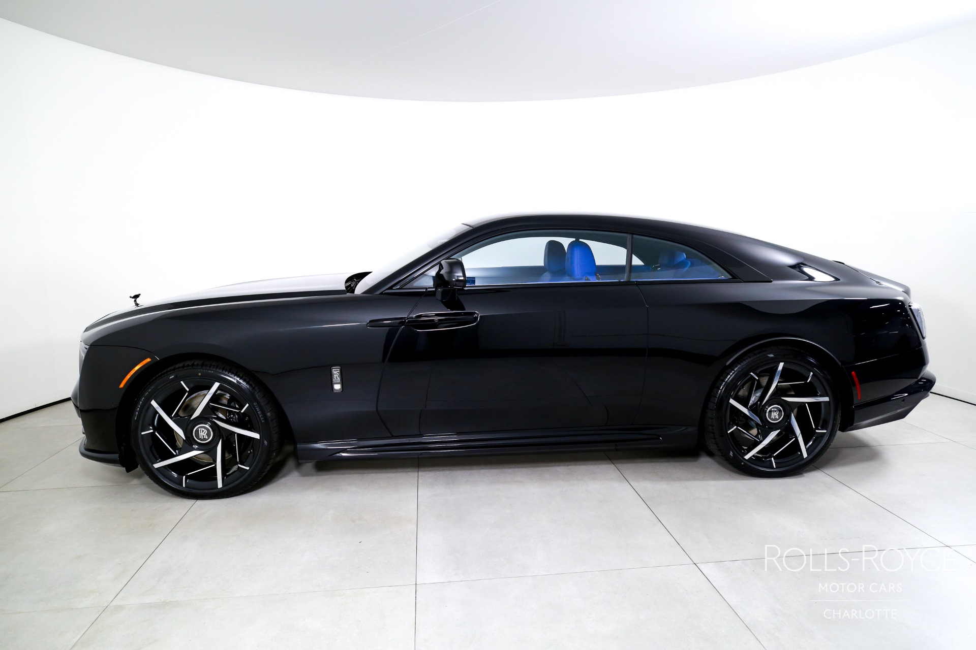 2025 Rolls Royce Spectre Black Badge Spectre photo 3