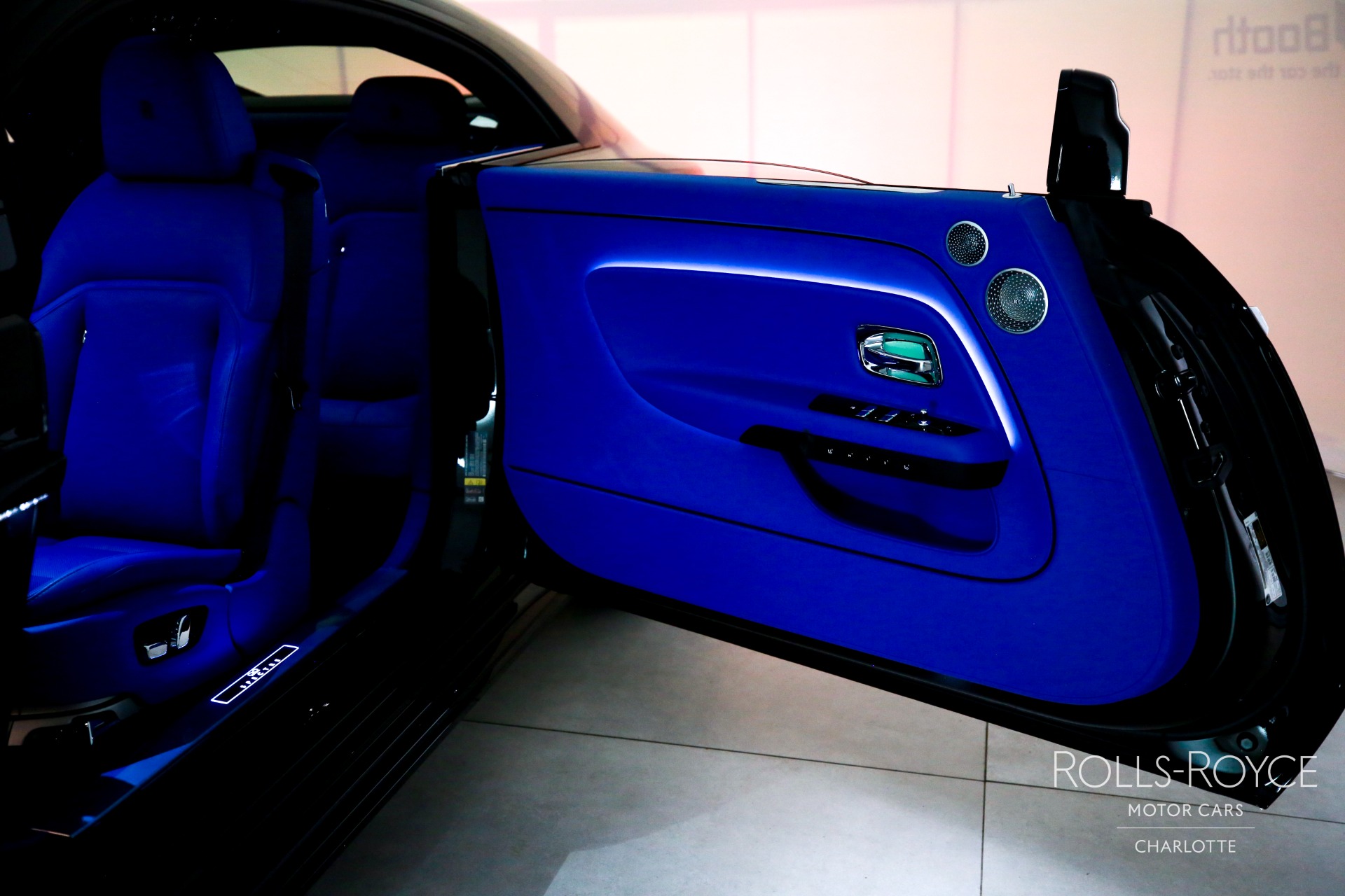 2025 Rolls-Royce Spectre Black Badge - Photo 37