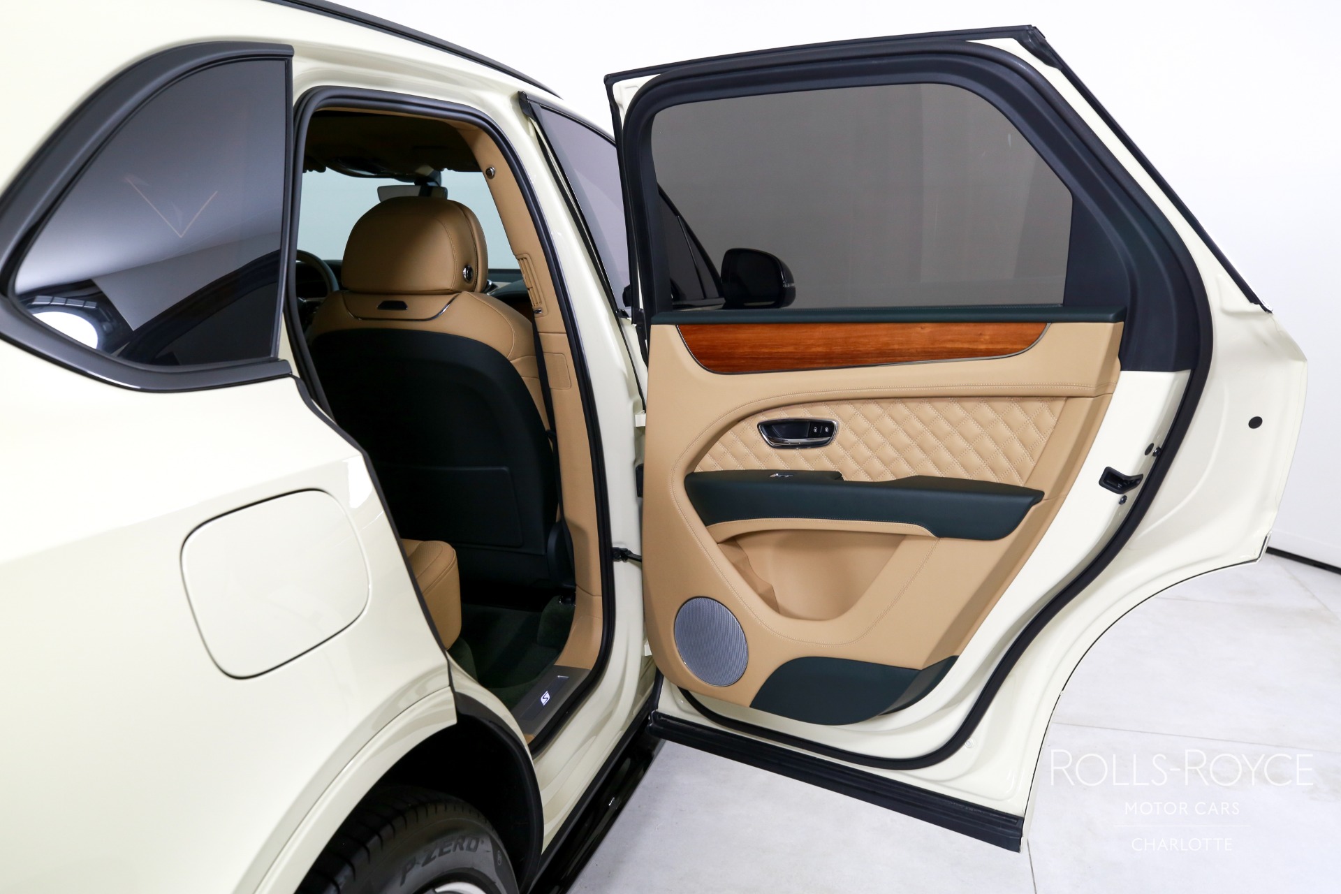 2023 Bentley Bentayga S V8 photo 21