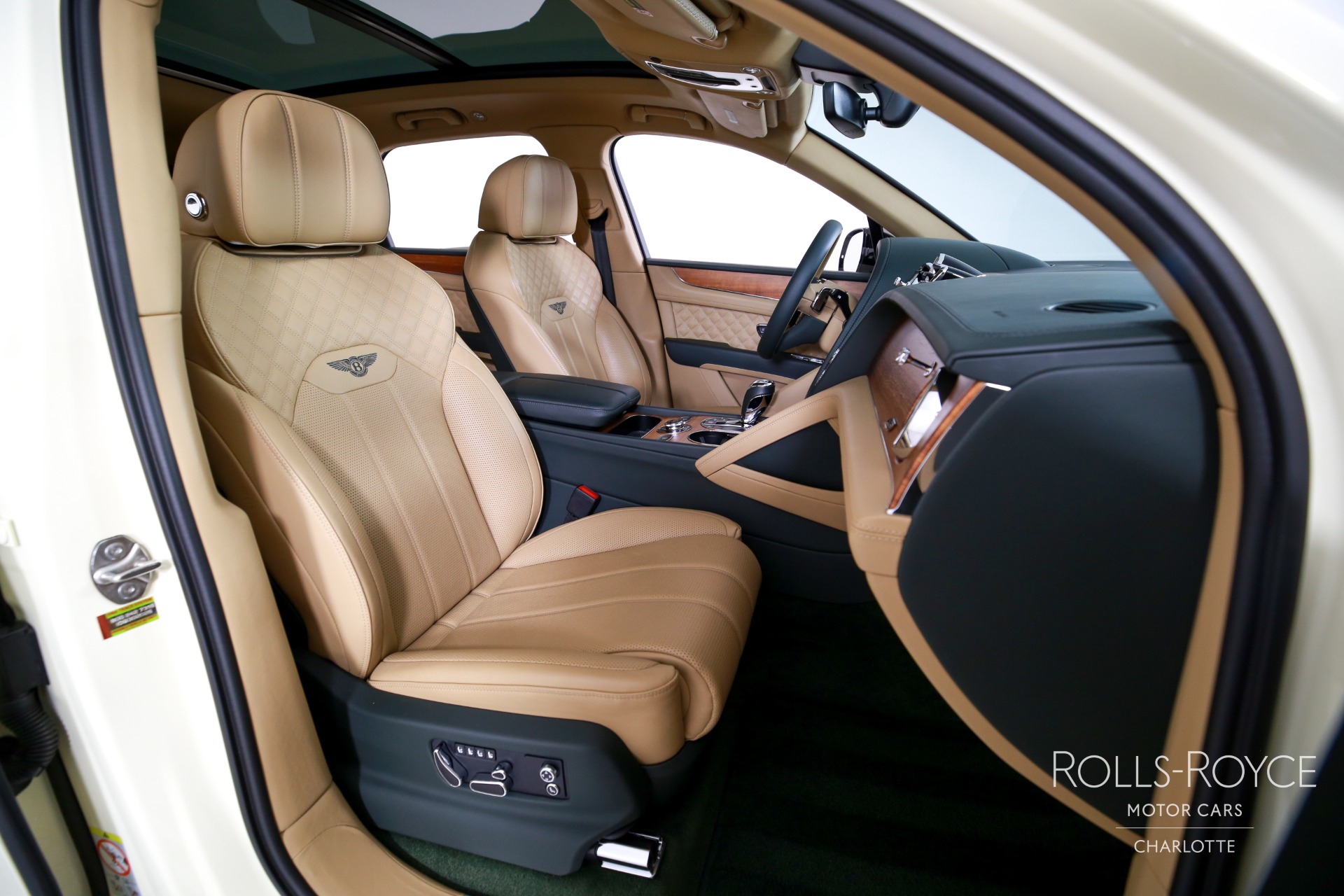 2023 Bentley Bentayga S V8 photo 24