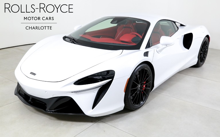 2025 McLaren Artura Techlux