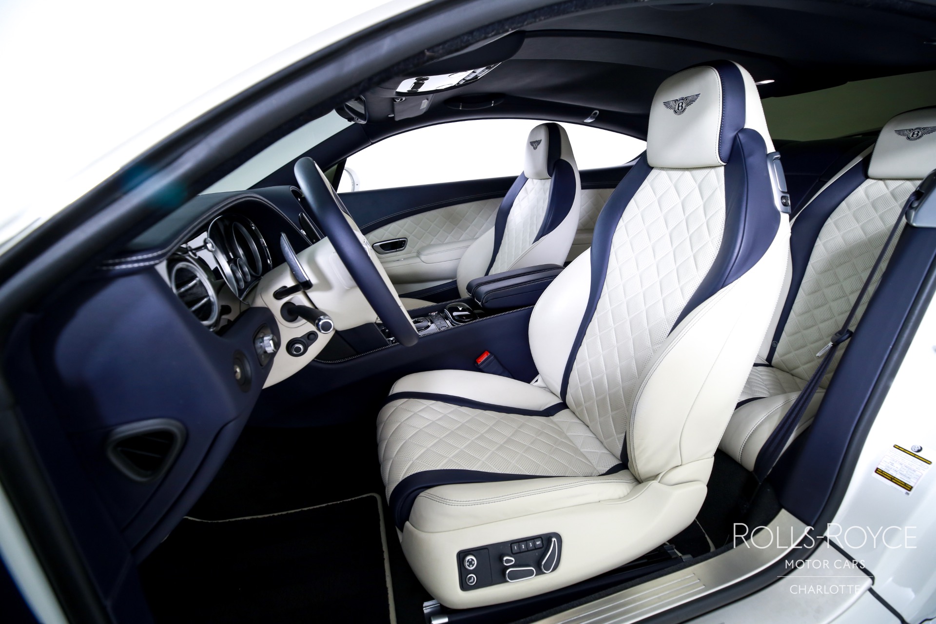 2017 Bentley Continental GT V8 S photo 11