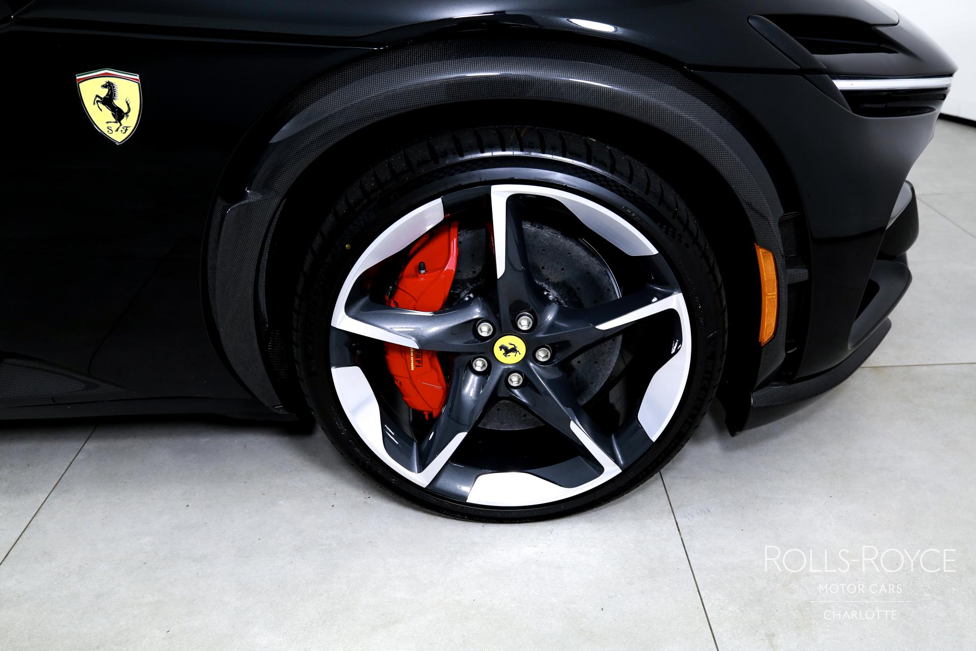 2025 Ferrari Purosangue photo 35