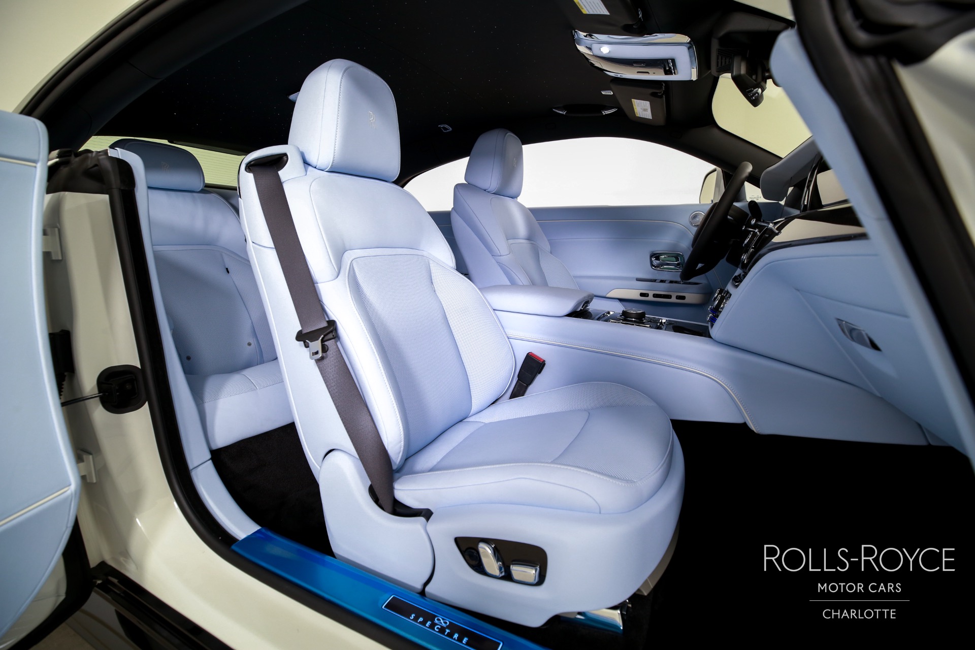 2025 Rolls Royce Spectre photo 23