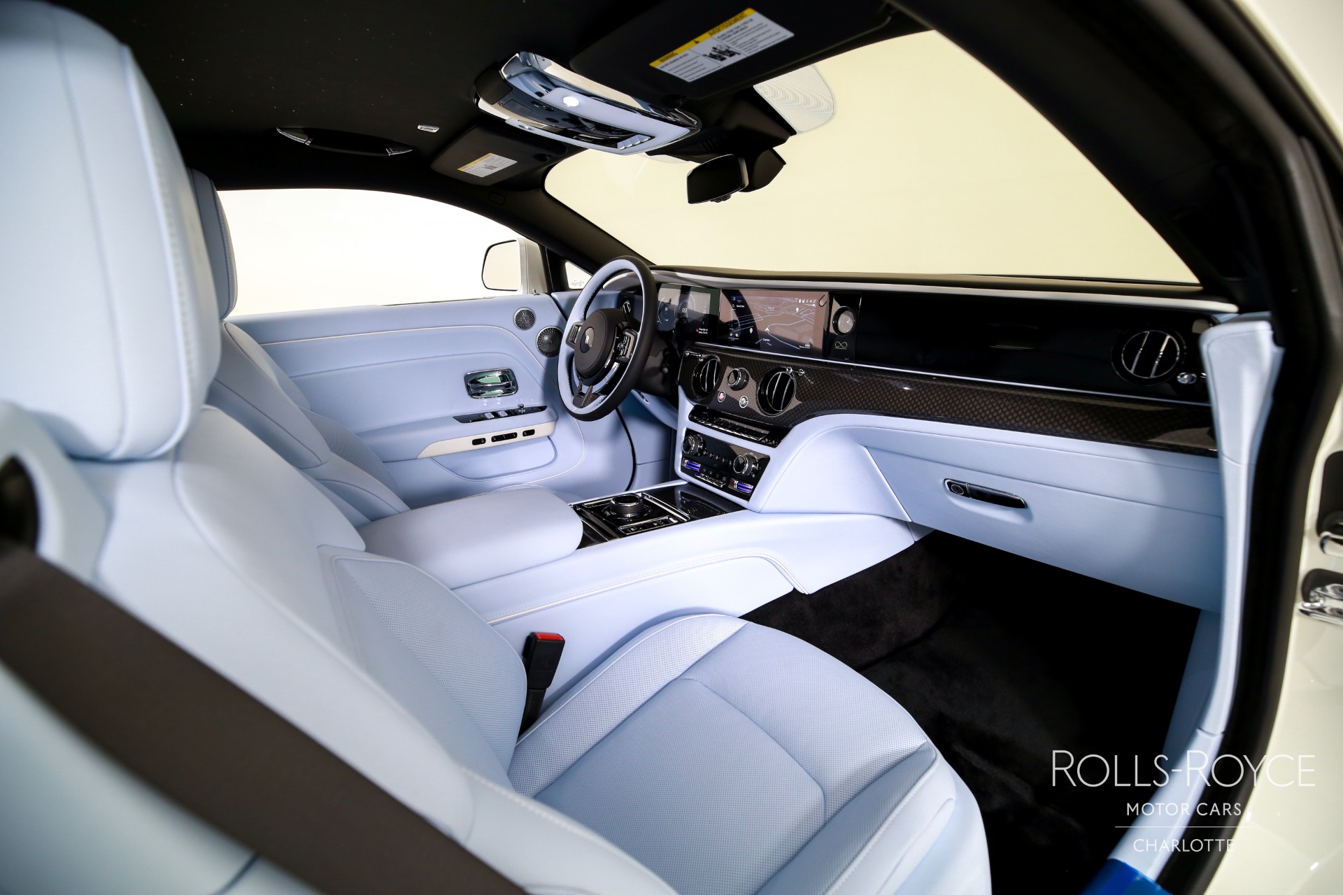 2025 Rolls Royce Spectre photo 24