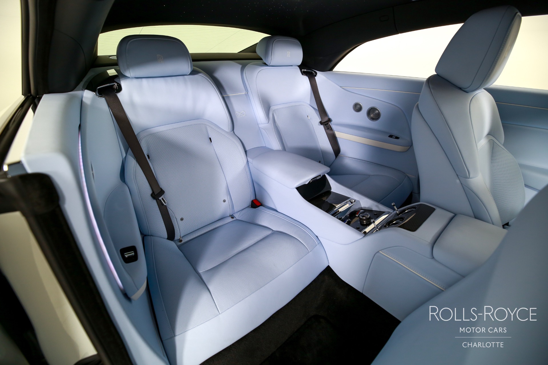 2025 Rolls Royce Spectre photo 26