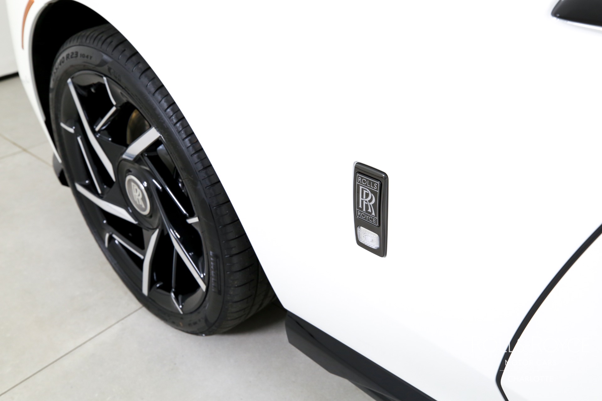 2025 Rolls Royce Spectre photo 36