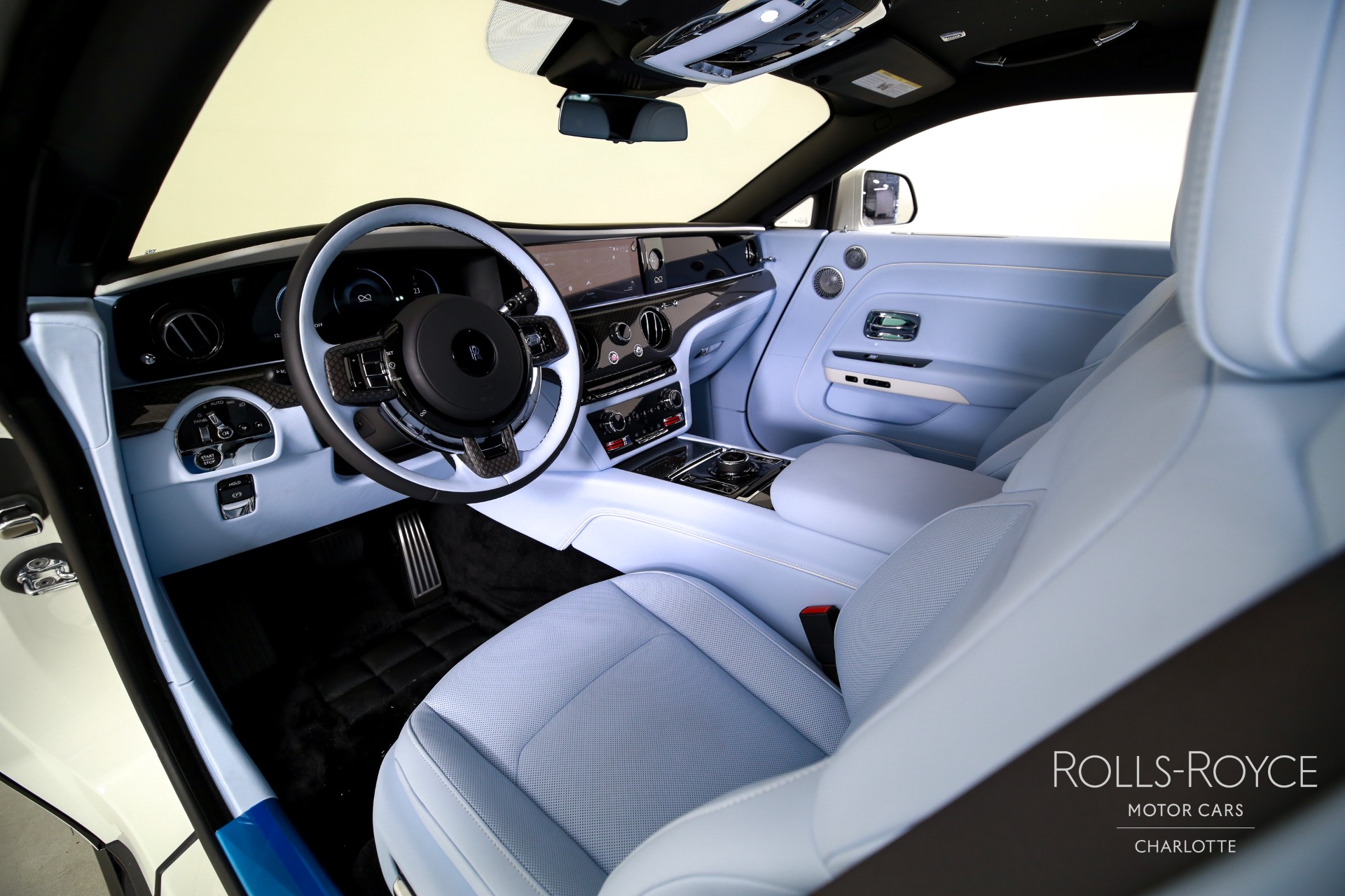 2025 Rolls Royce Spectre photo 4